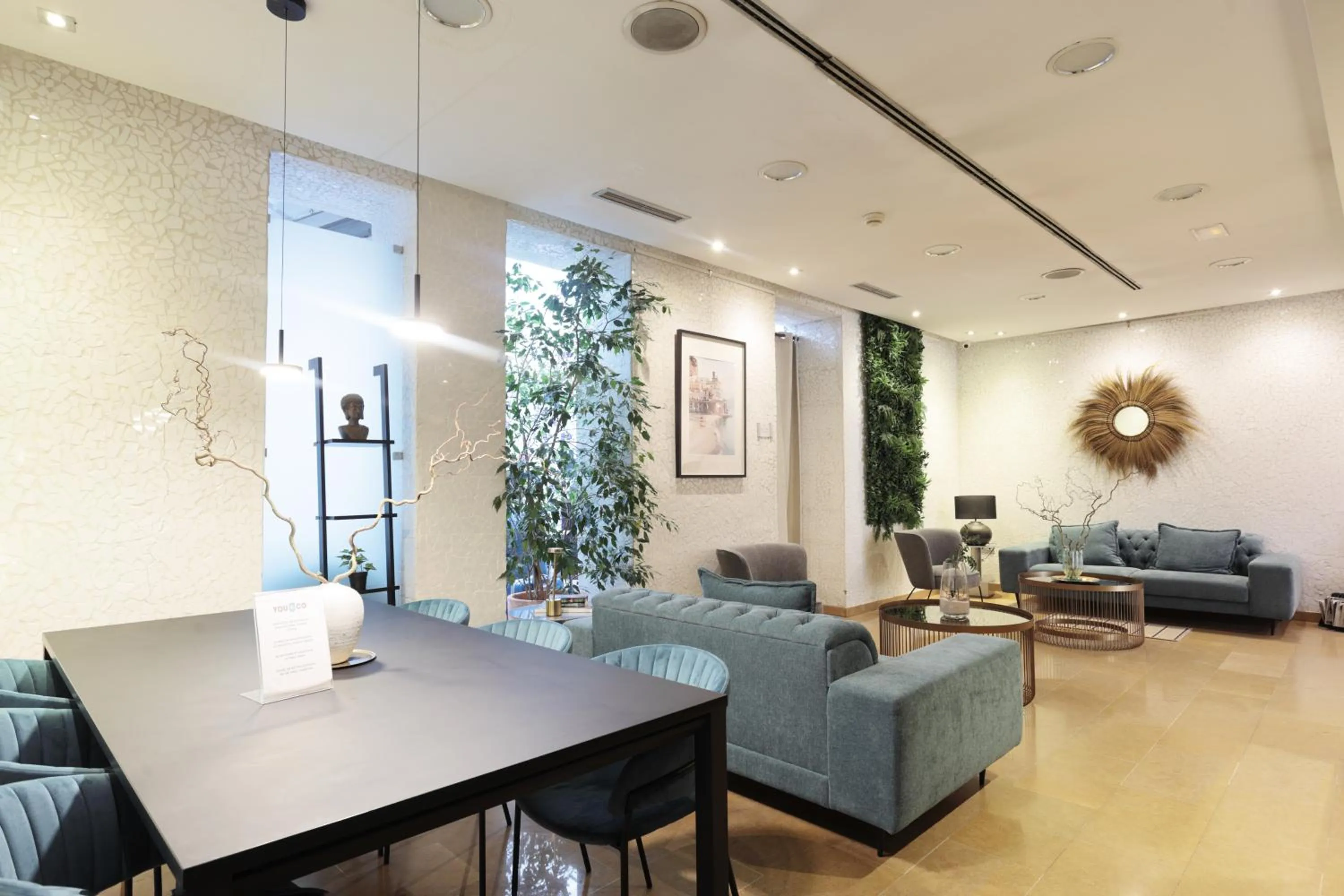 YOU & CO. J. Botánico Boutique