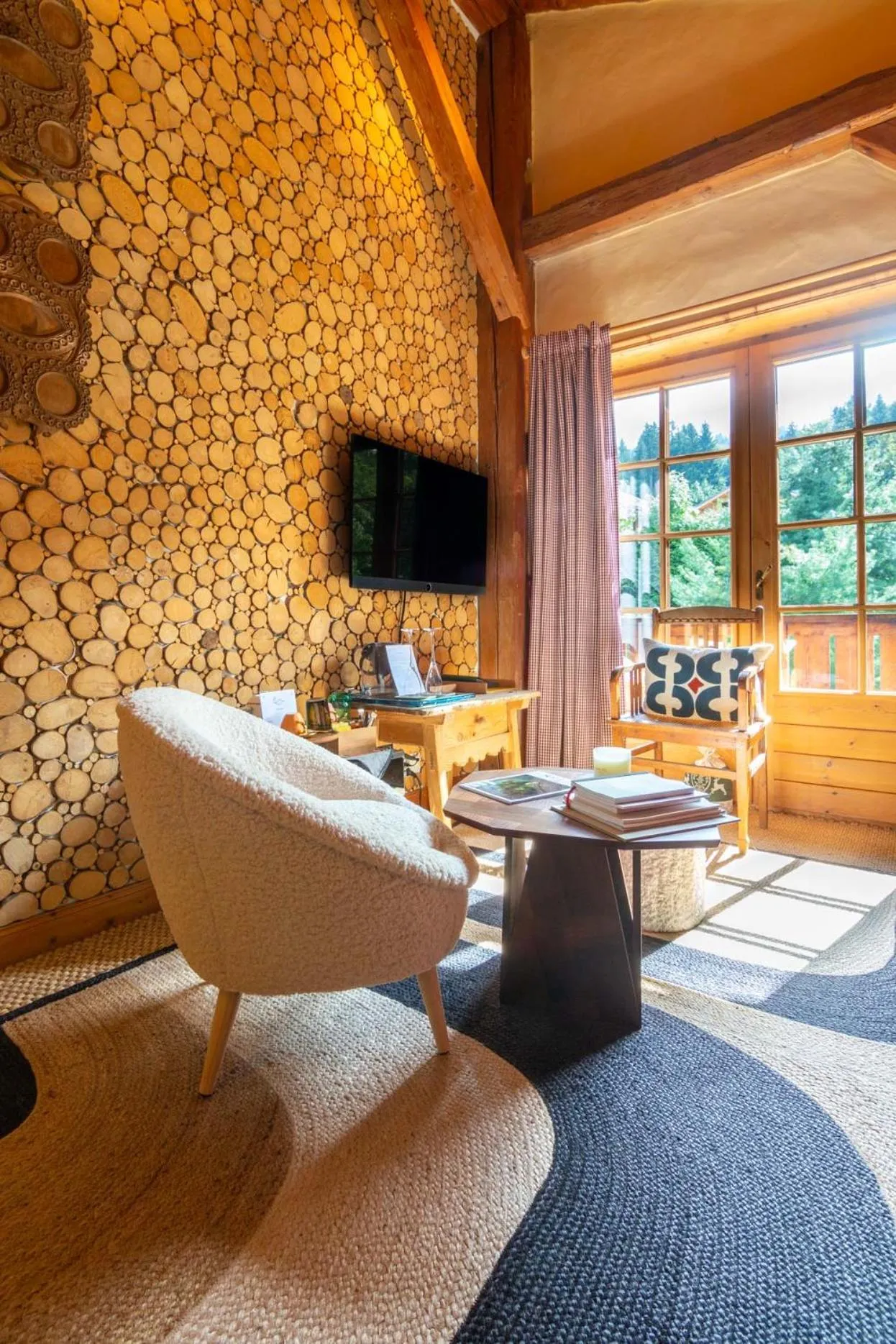 Seating area in Magic Megève Bois