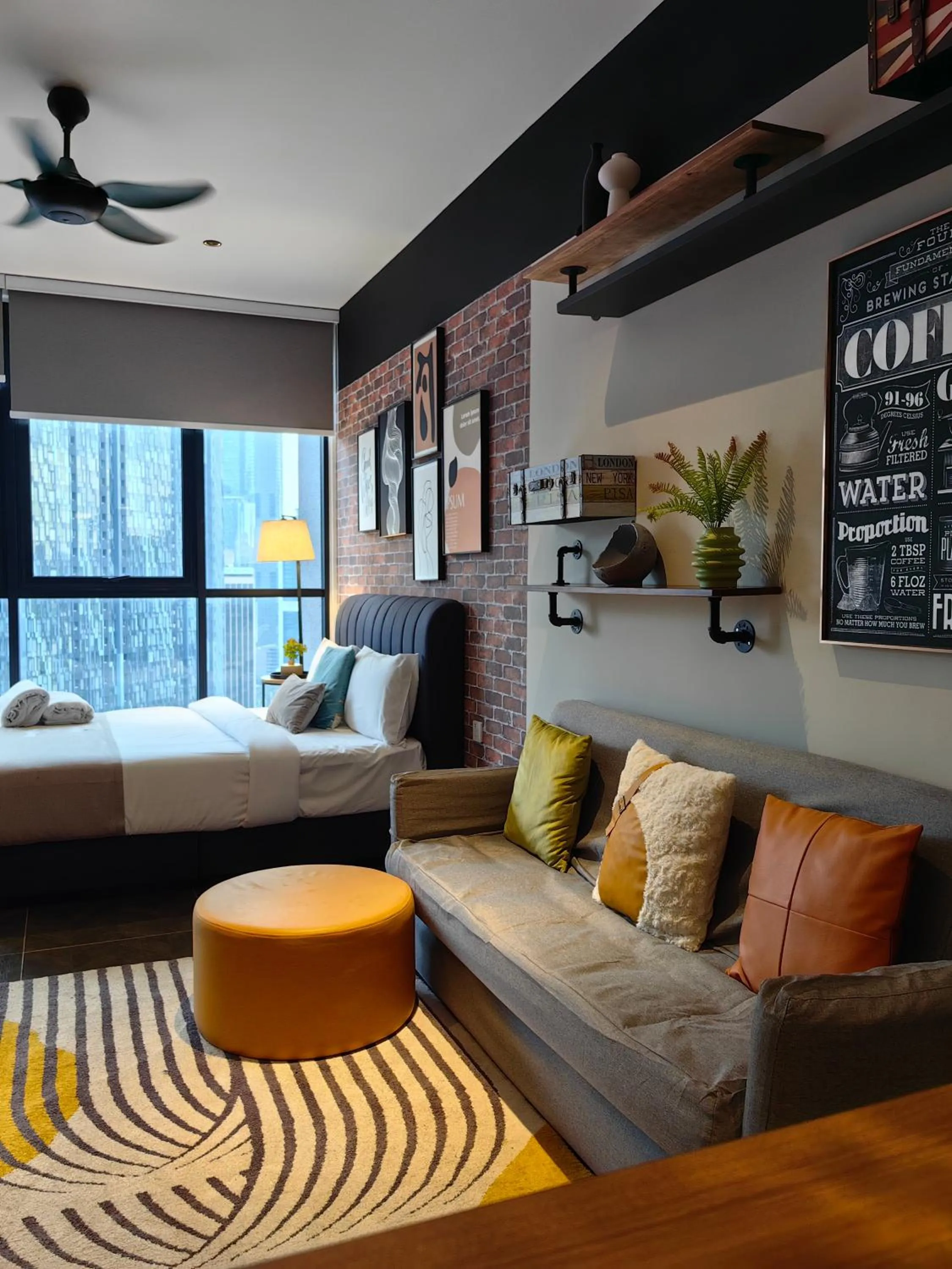 Scarletz Suites KLCC by De Harlequins Guesthouse