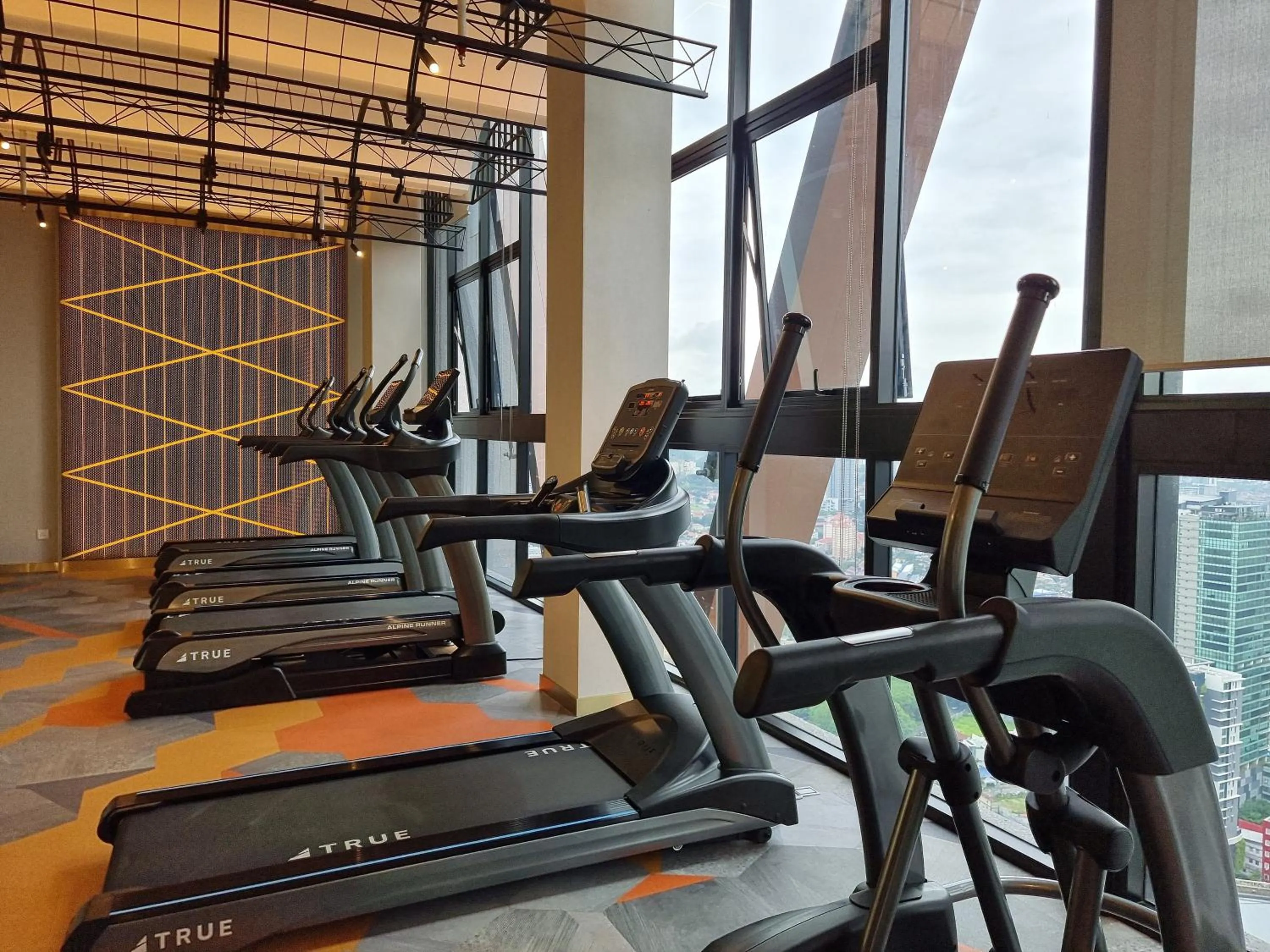 Scarletz Suites KLCC by De Harlequins Guesthouse