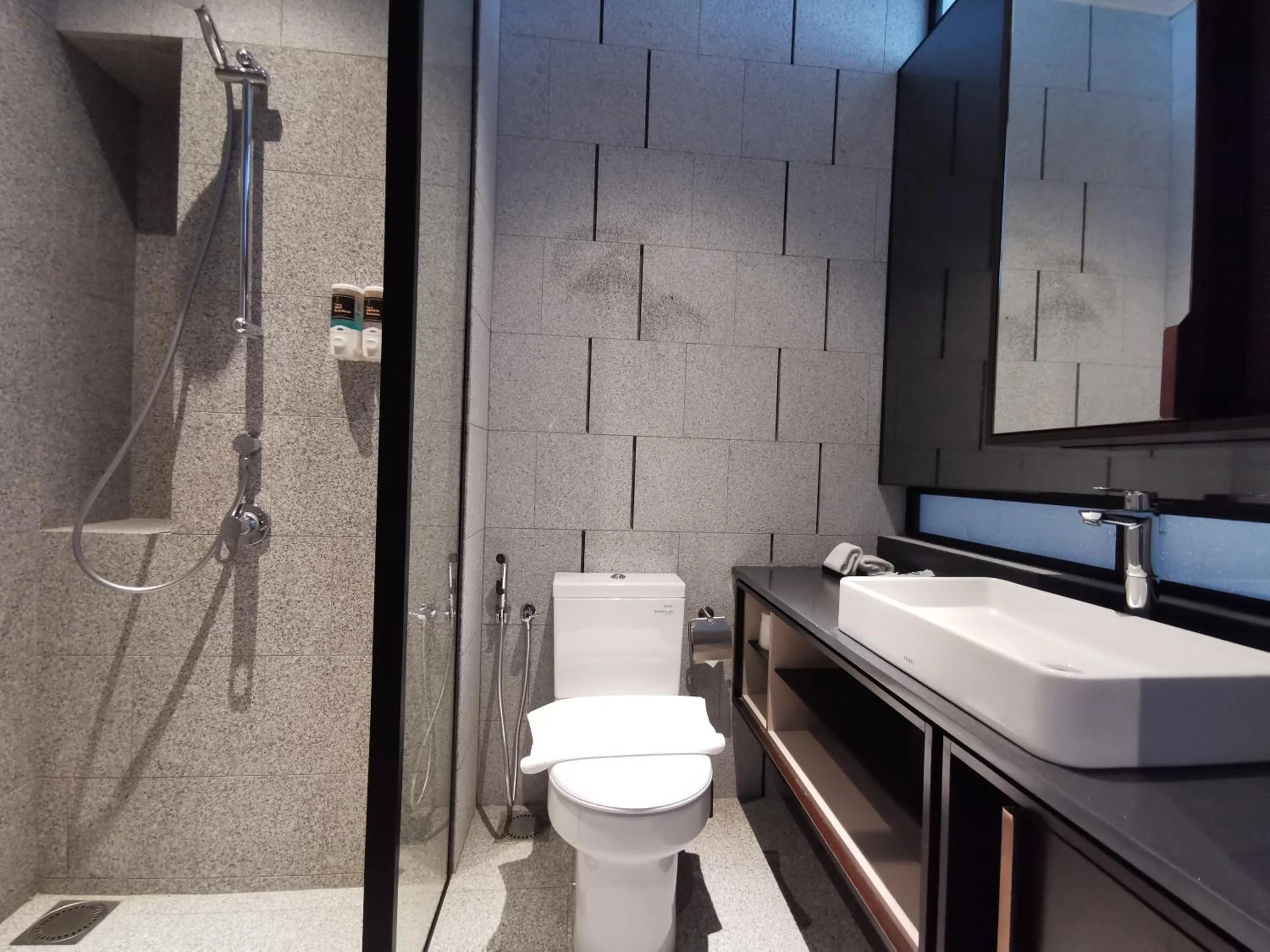 Scarletz Suites KLCC by De Harlequins Guesthouse