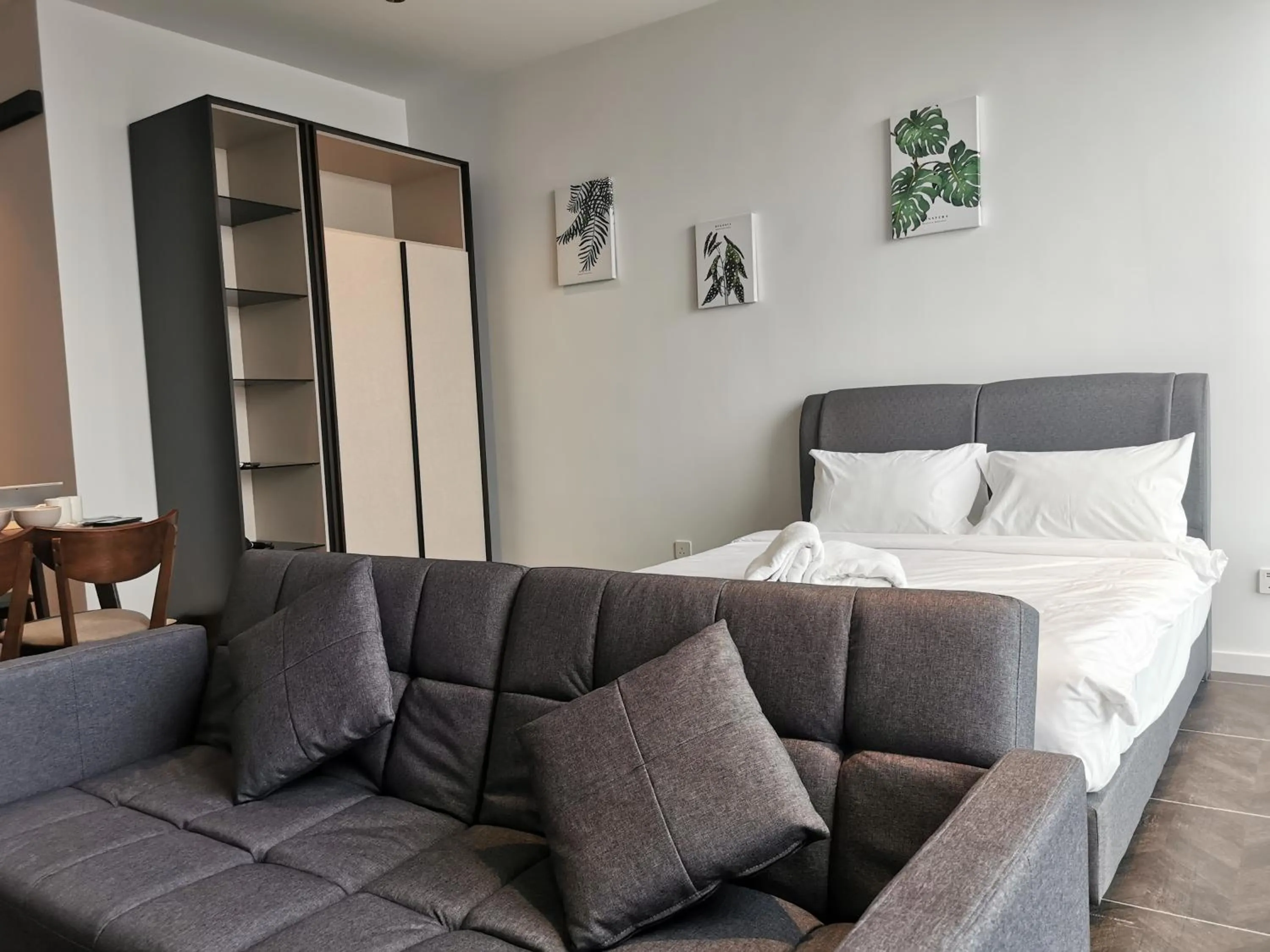 Bed in Scarletz Suites KLCC by De Harlequins Guesthouse