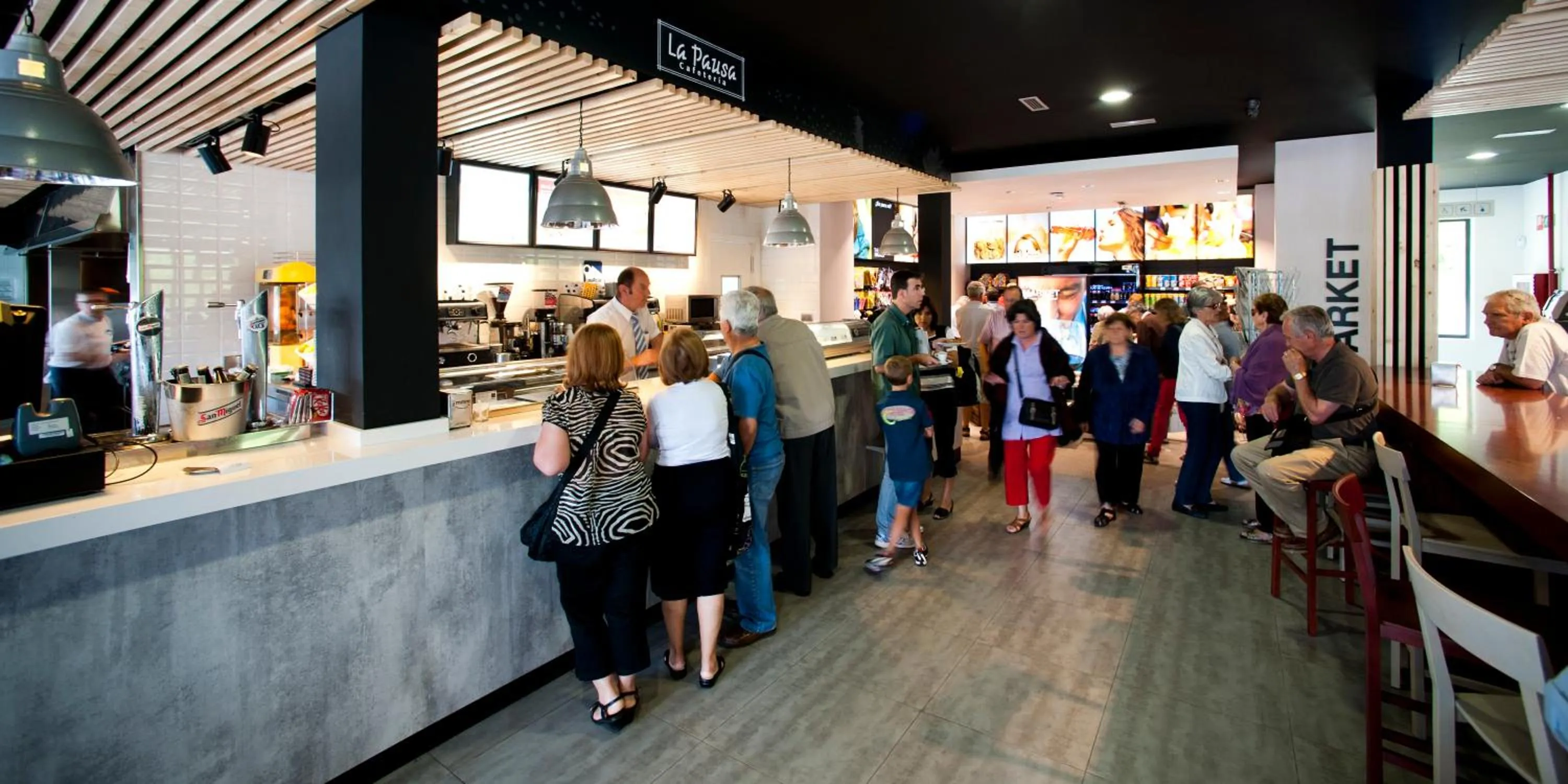 Lounge or bar in AS Hoteles Altube