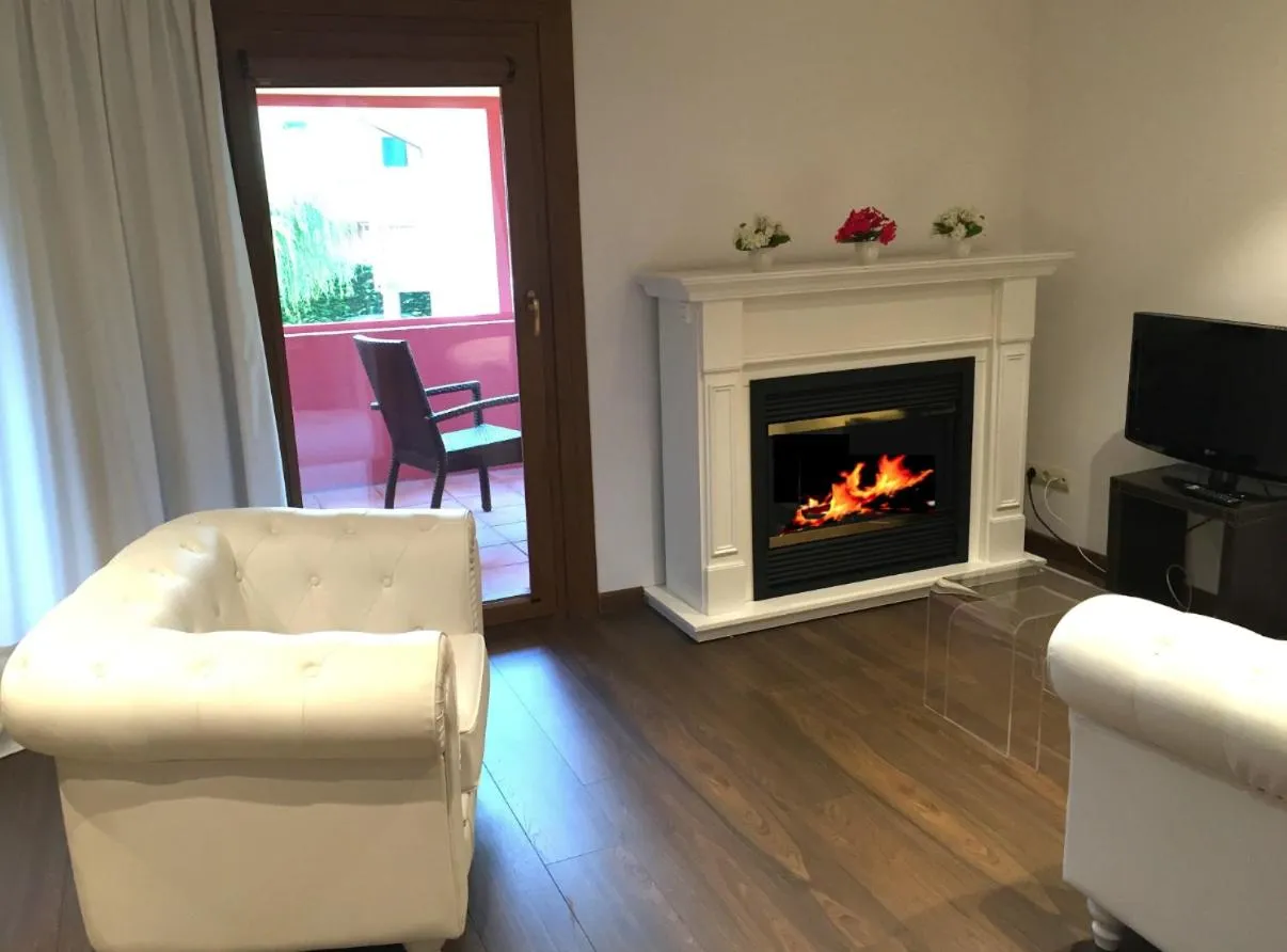 Photo of the whole room in Hotel Del Lago