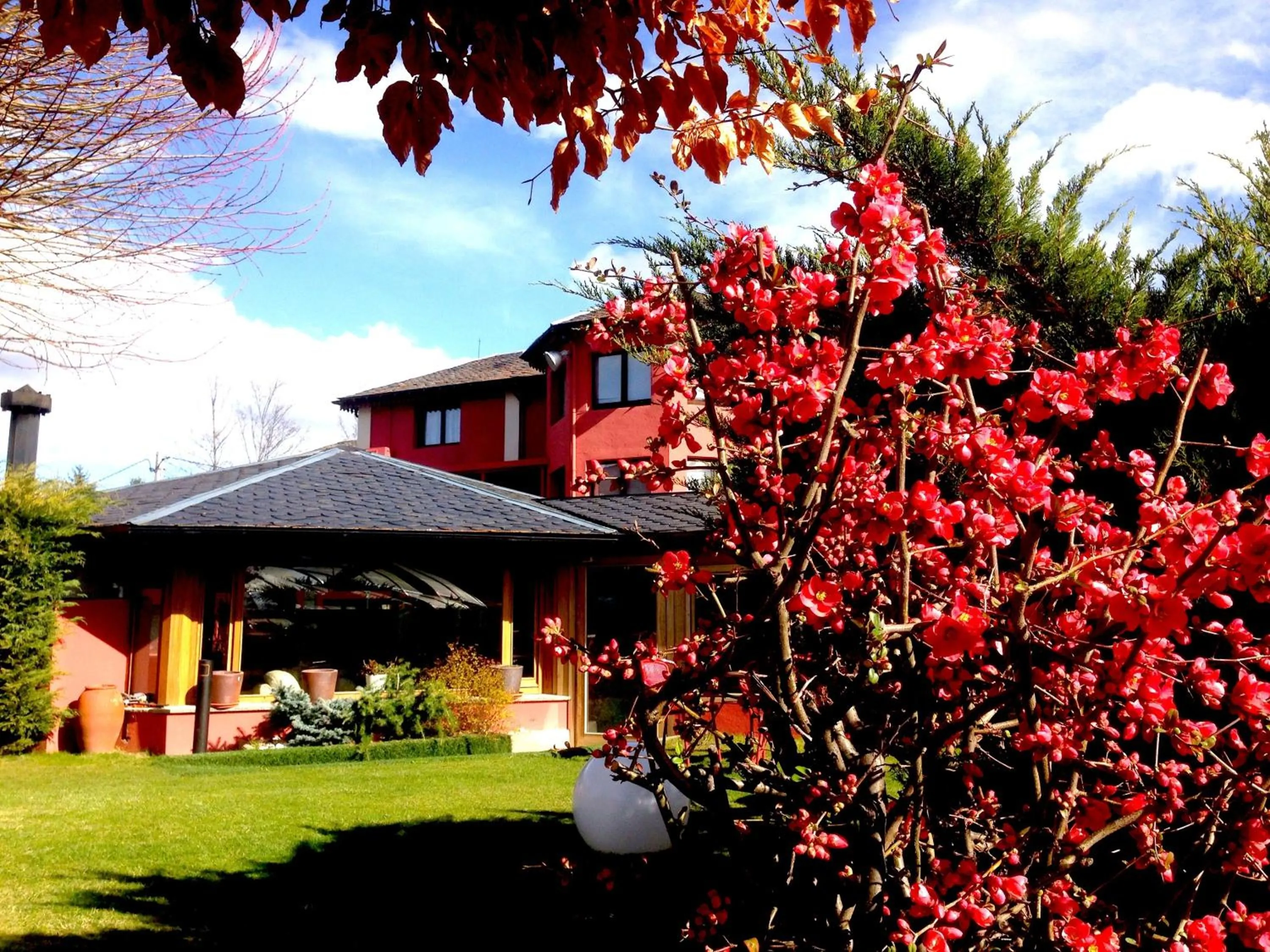 Spring in Hotel Del Lago