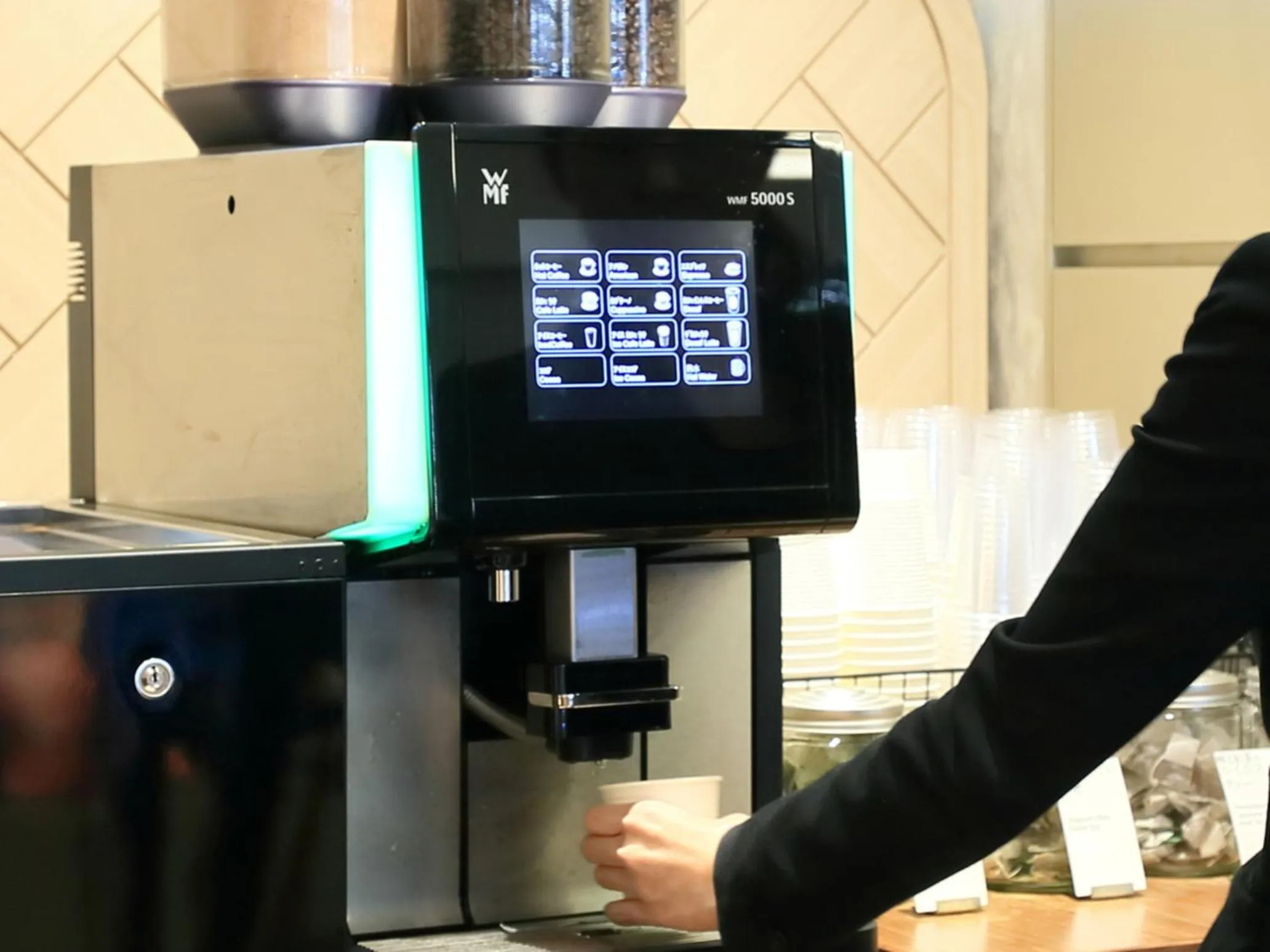 Lounge or bar in HOTEL VISCHIO TOYAMA