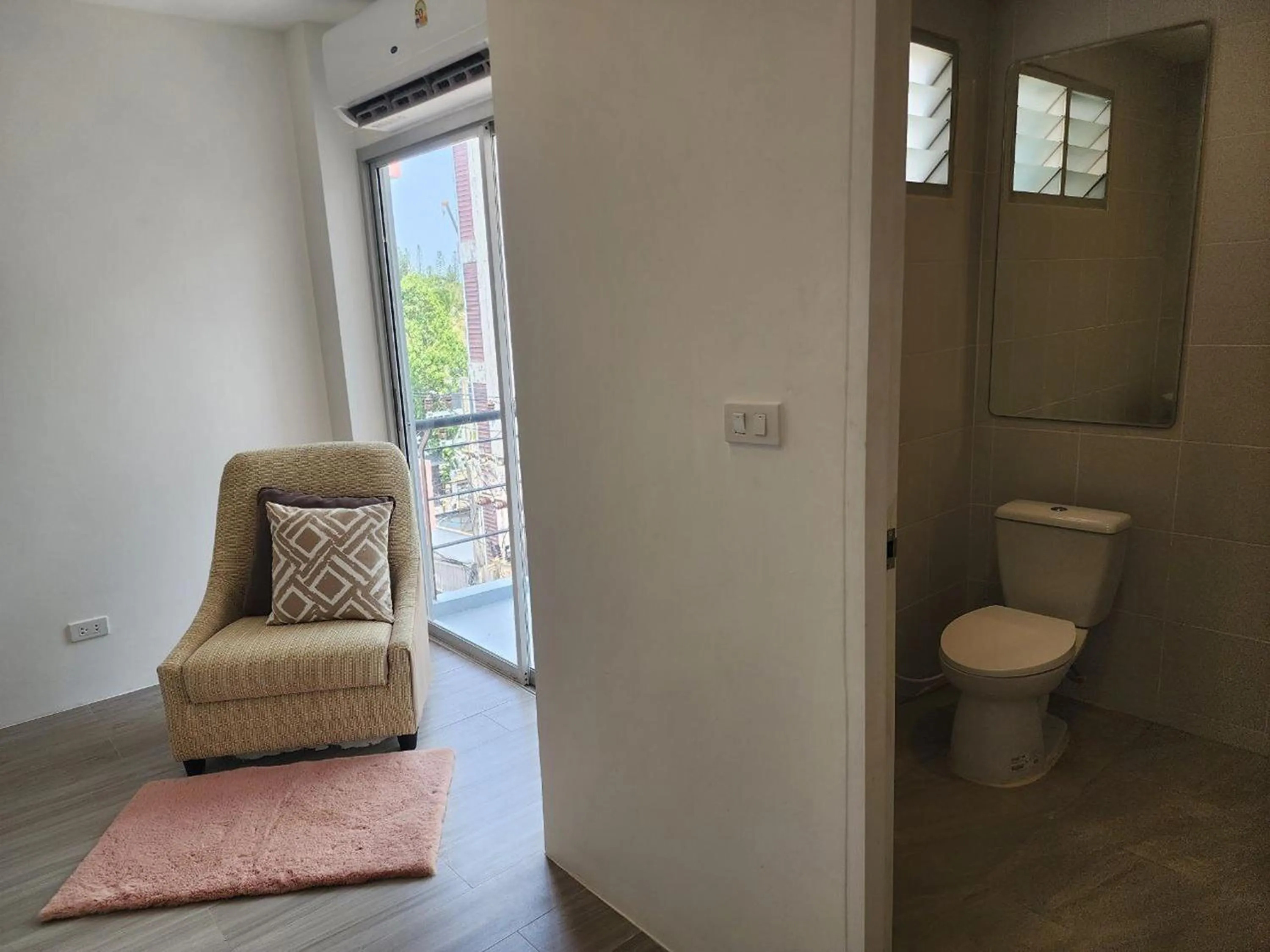 Bed in Patong Bay Inn