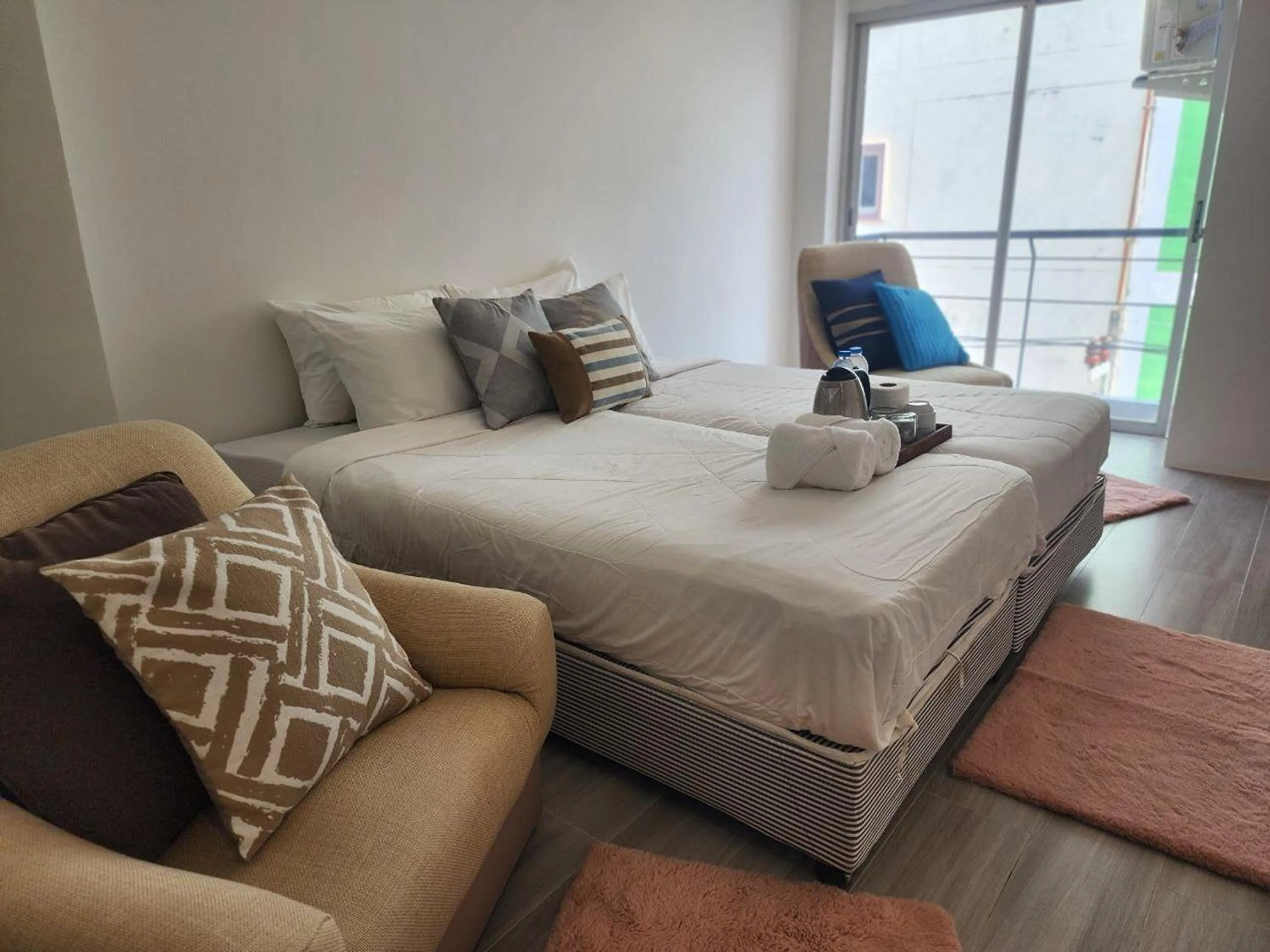 Bedroom in Patong Bay Inn