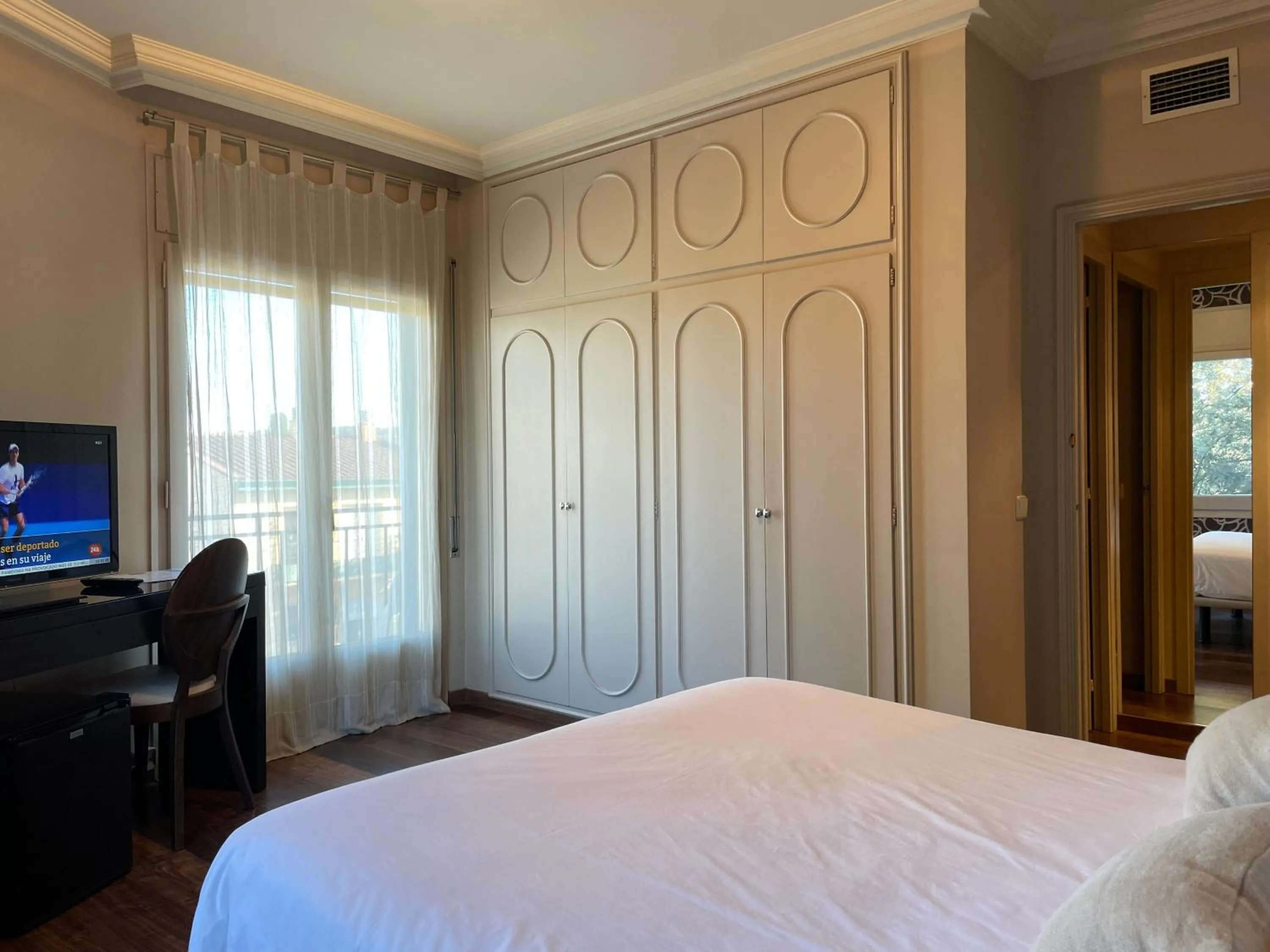 Photo of the whole room, Bed in Hotel Esteba