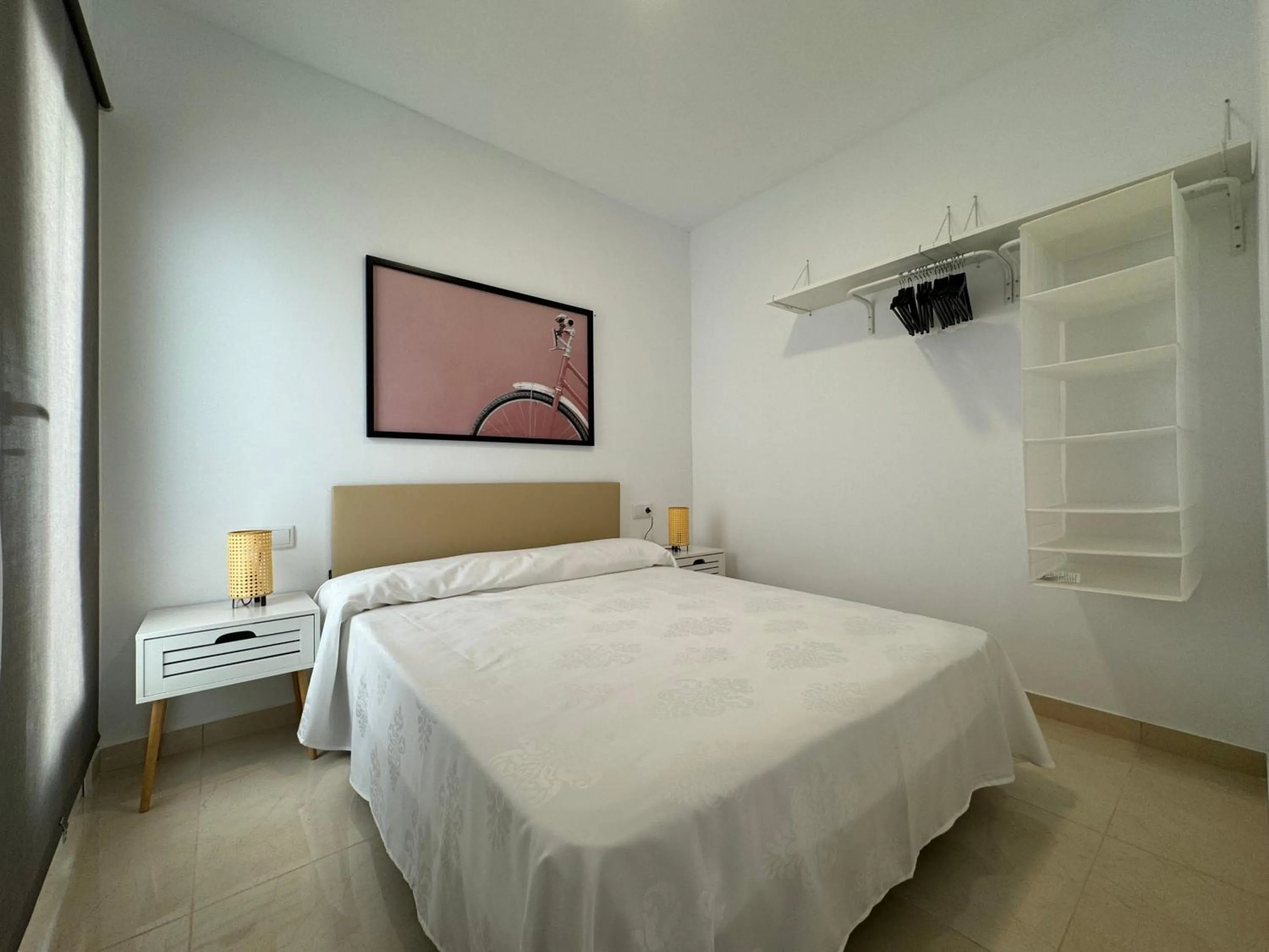 Photo of the whole room in Apartamentos Jessica Beach