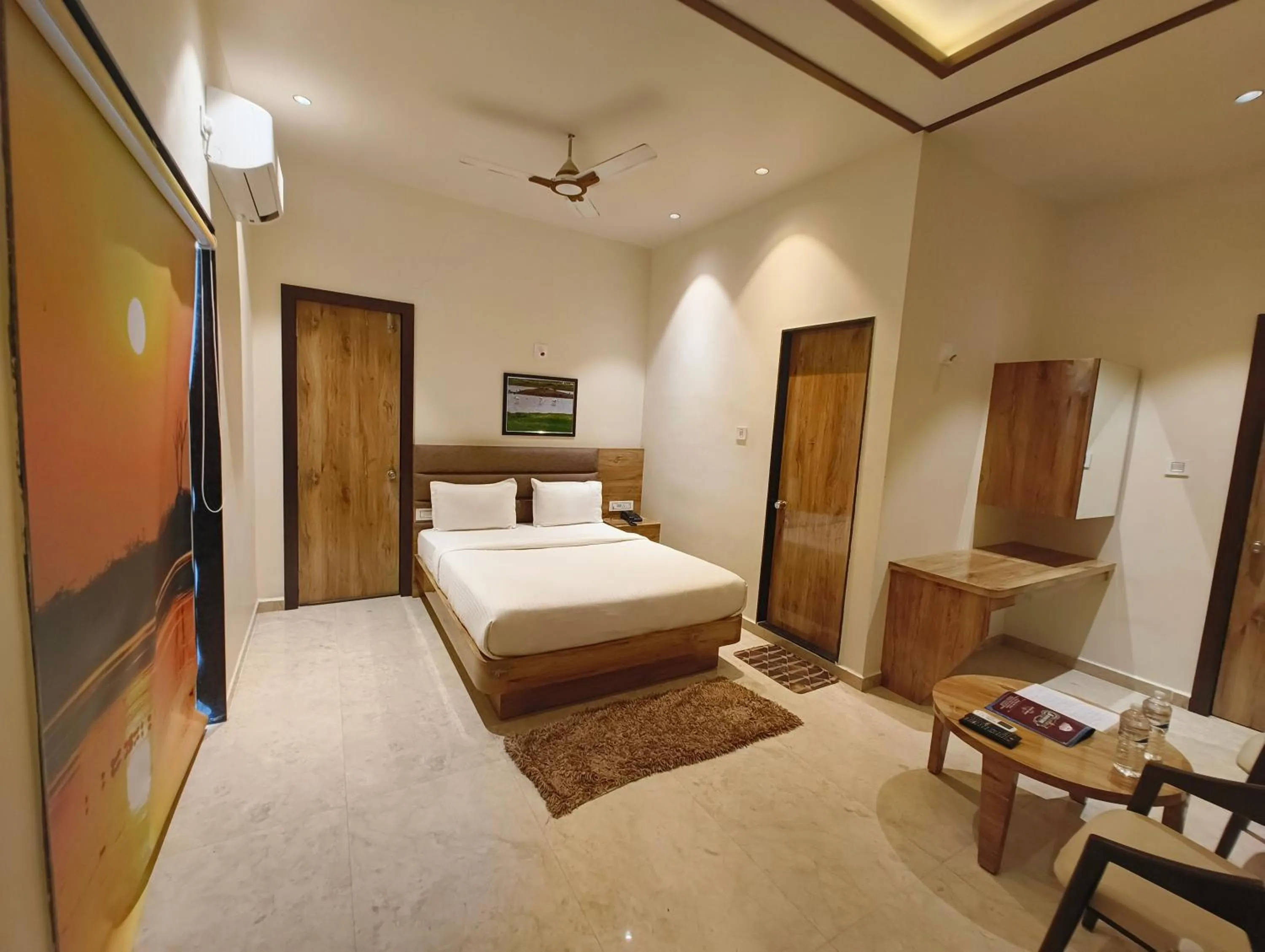 Bed in Flamingo Club and Resort Una 3 Km Away from Diu Check Post