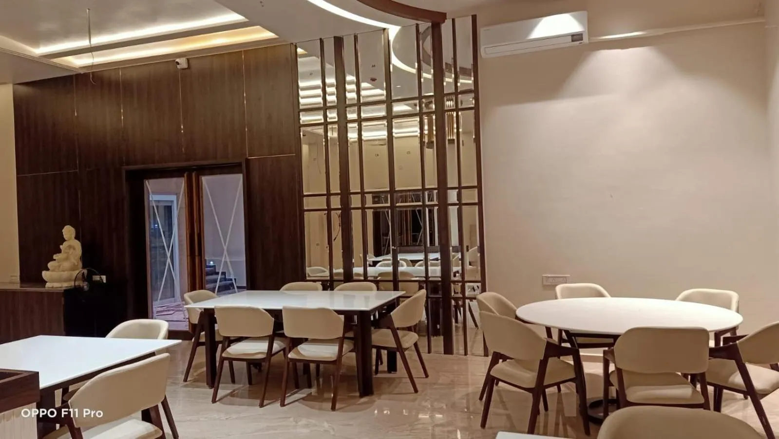 Dining area in Flamingo Club and Resort Una 3 Km Away from Diu Check Post