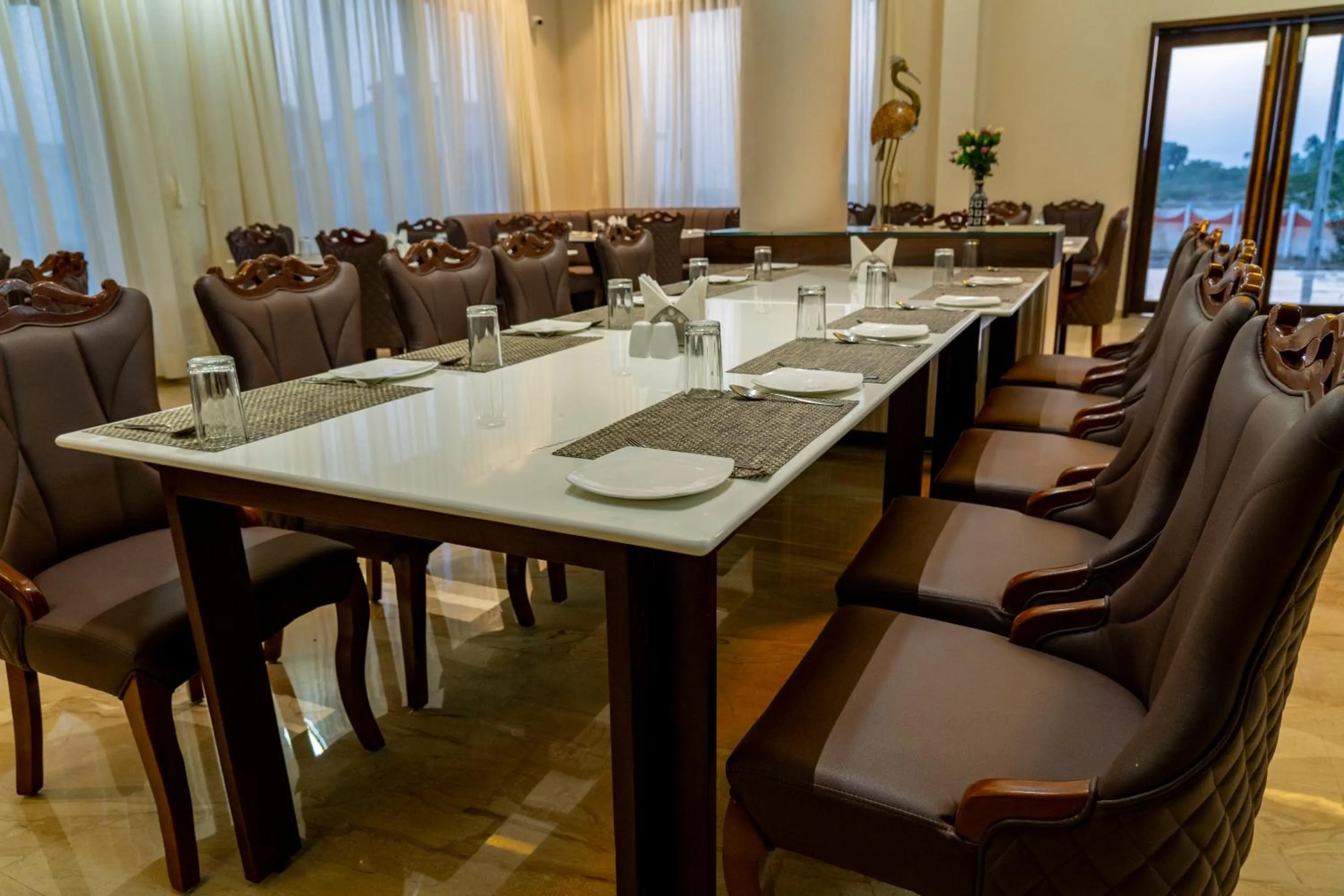 Restaurant/places to eat in Flamingo Club and Resort Una 3 Km Away from Diu Check Post