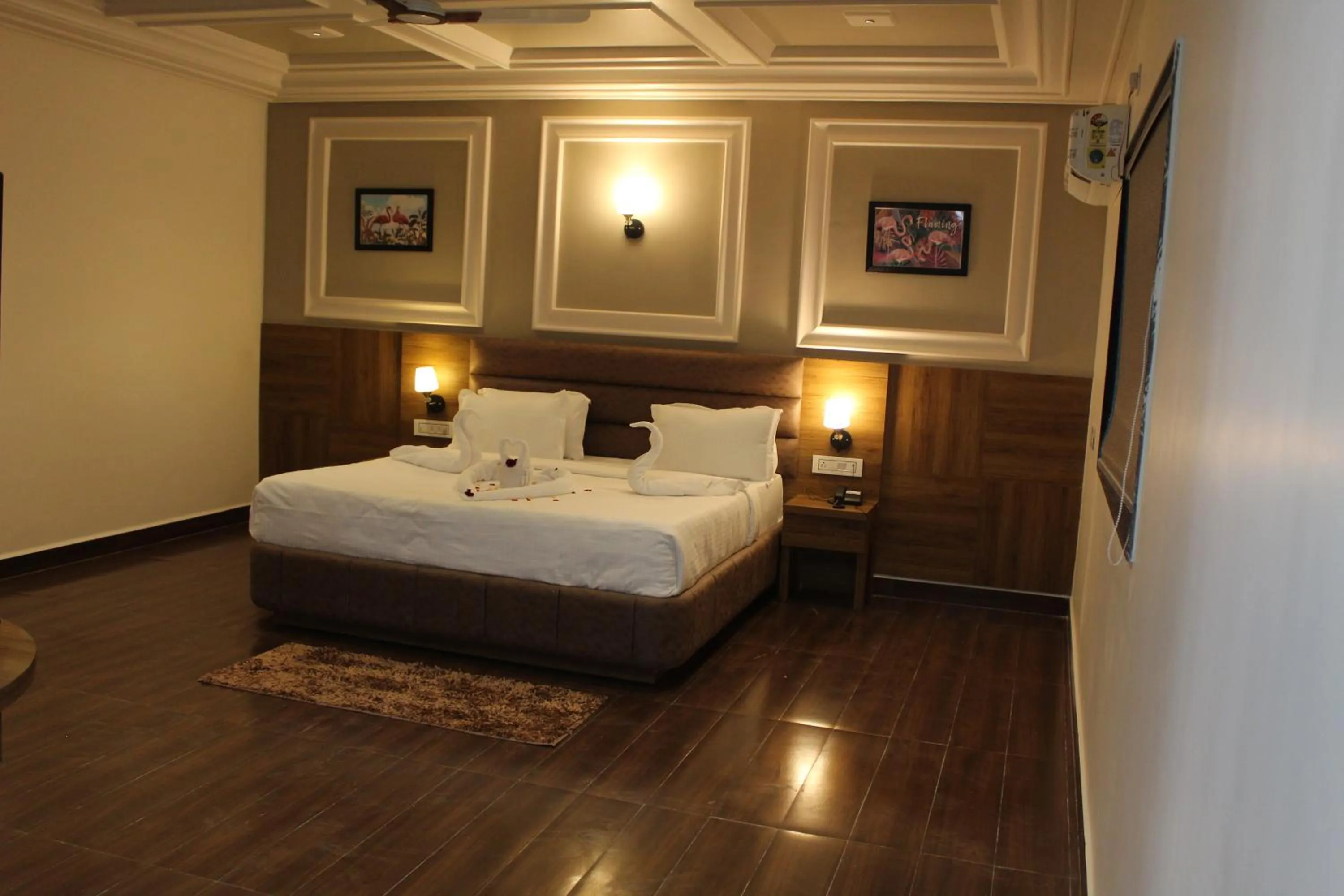 Bed in Flamingo Club and Resort Una 3 Km Away from Diu Check Post