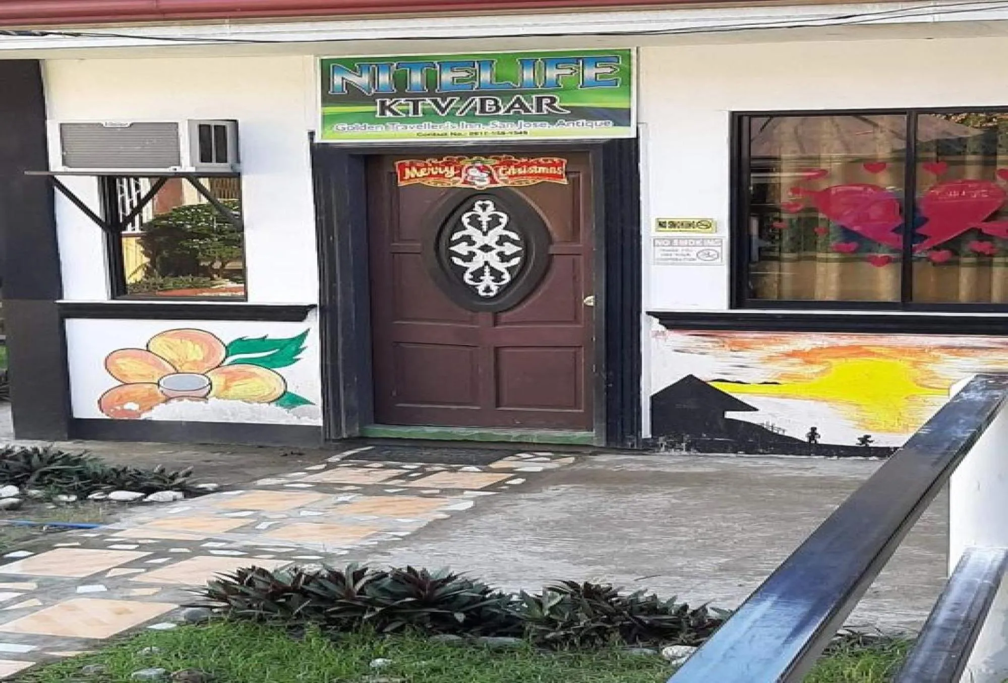 View (from property/room) in RedDoorz @ Golden Travellers Inn Antique