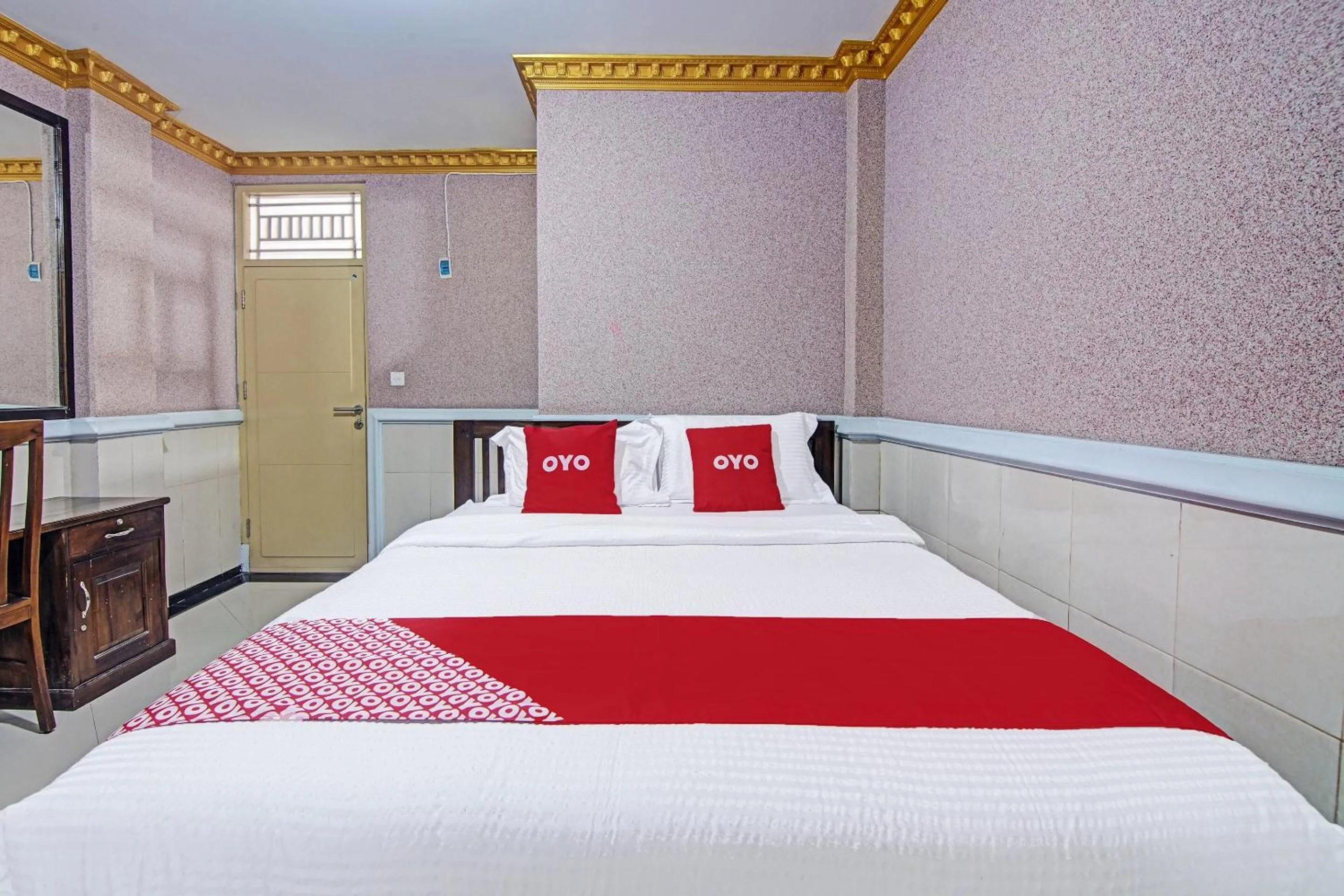 Bedroom, Bed in Hotel O Padang City Center Near Gunung Padang Formerly Hotel Fitriaendika