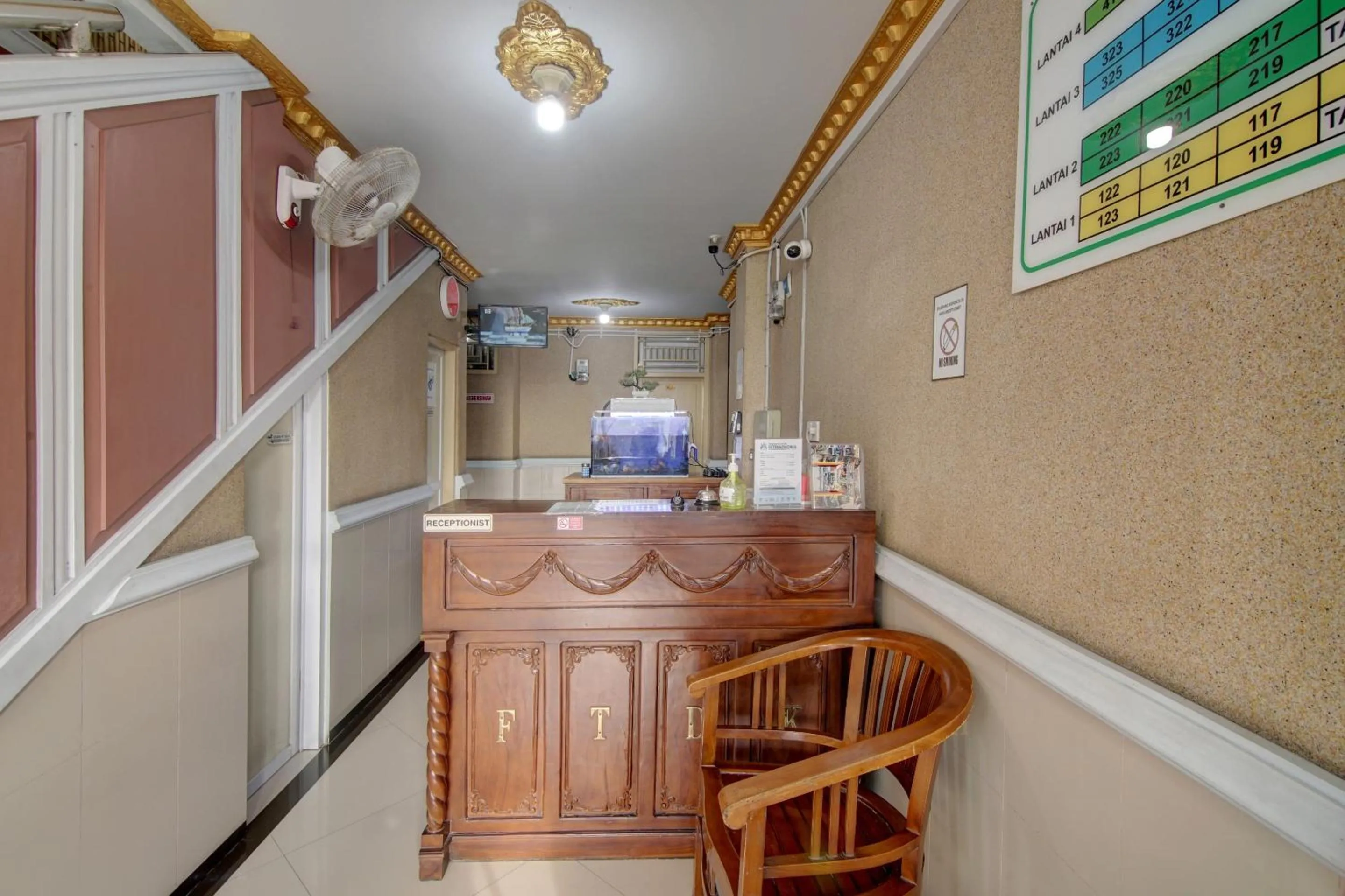 Lobby or reception in Hotel O Padang City Center Near Gunung Padang Formerly Hotel Fitriaendika