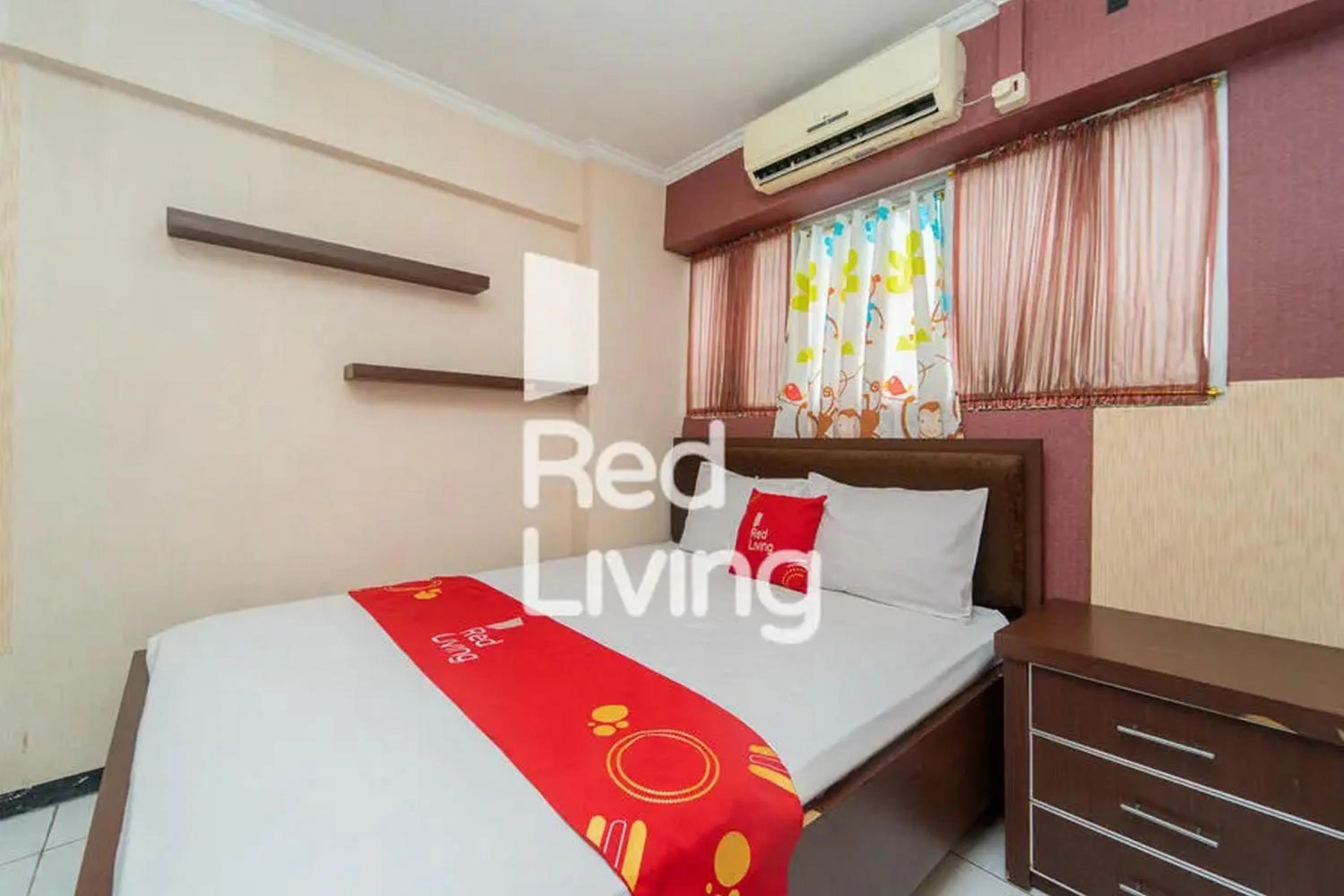 Bedroom, Bed in RedLiving Apartemen Sentra Timur Residence - Myroom id Tower Green