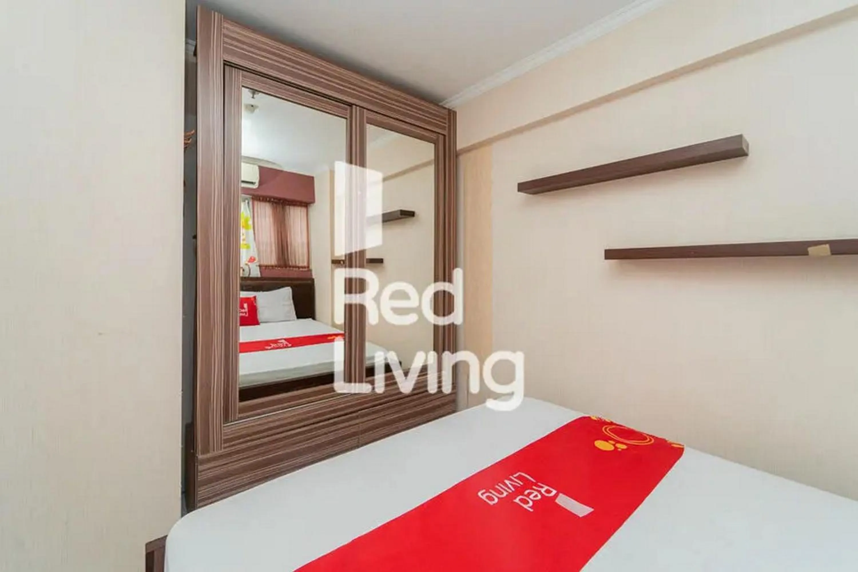 Bedroom, Bed in RedLiving Apartemen Sentra Timur Residence - Myroom id Tower Green