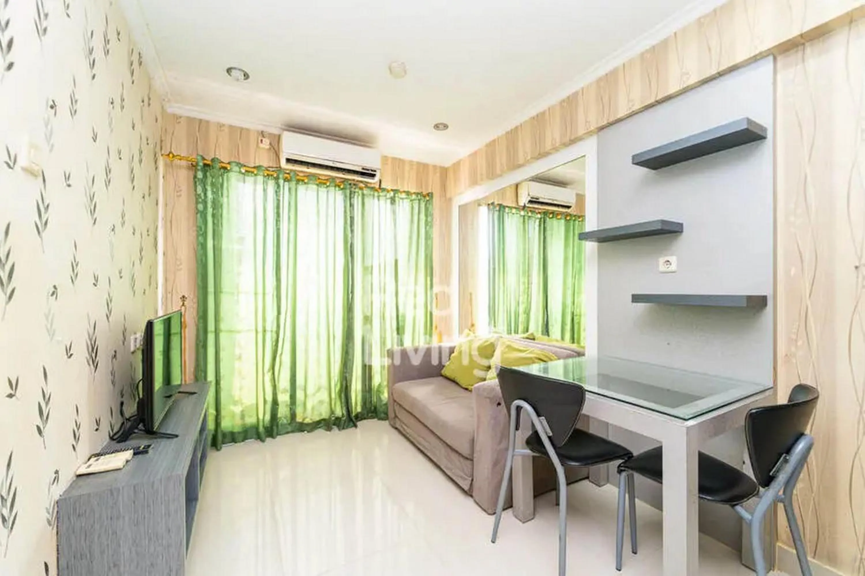 TV and multimedia in RedLiving Apartemen Sentra Timur Residence - Myroom id Tower Green