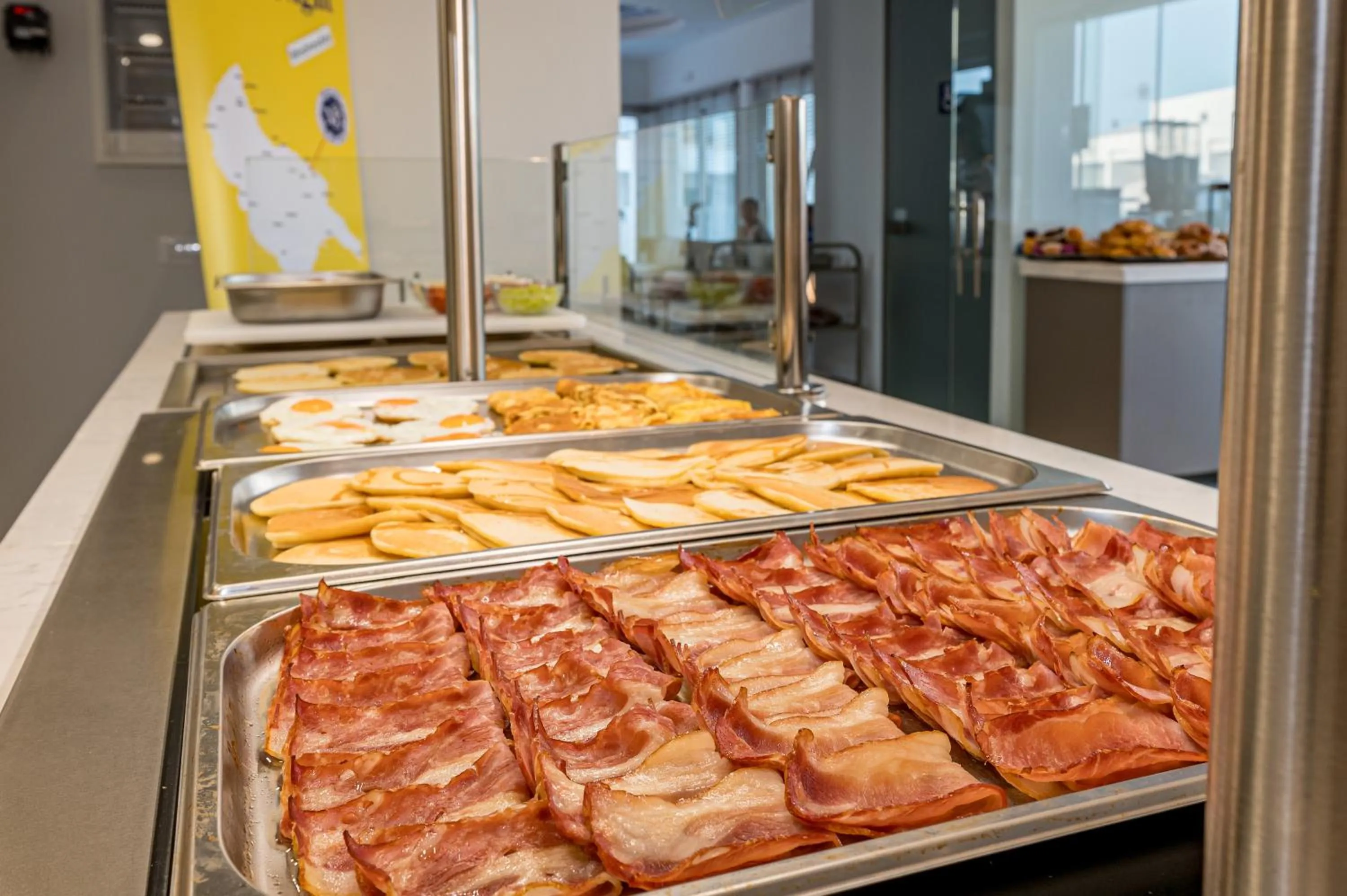 Breakfast in Mirage Bleu Hotel