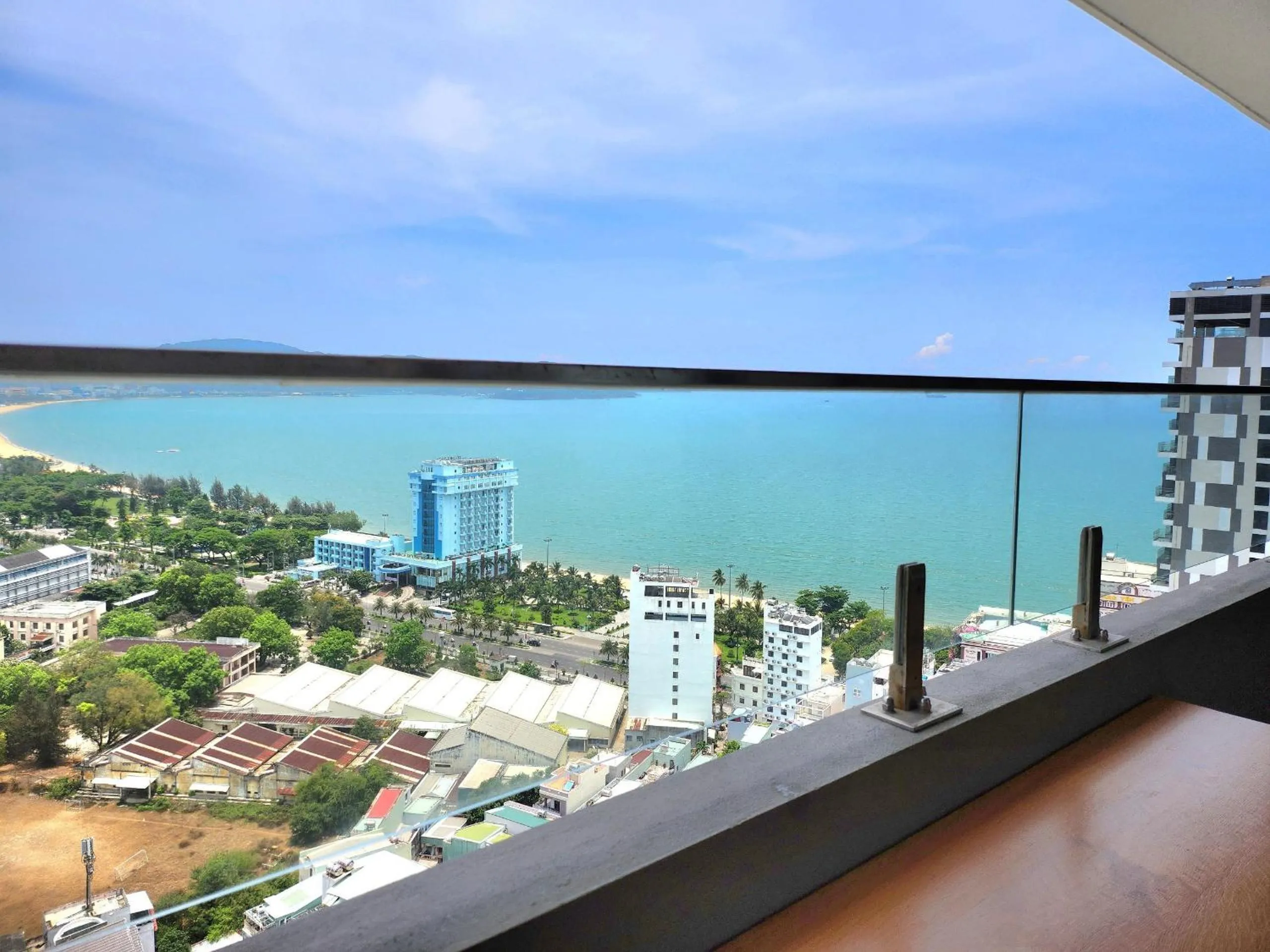 Day in Tony Apartment -FLC Sea Tower Quy Nhon