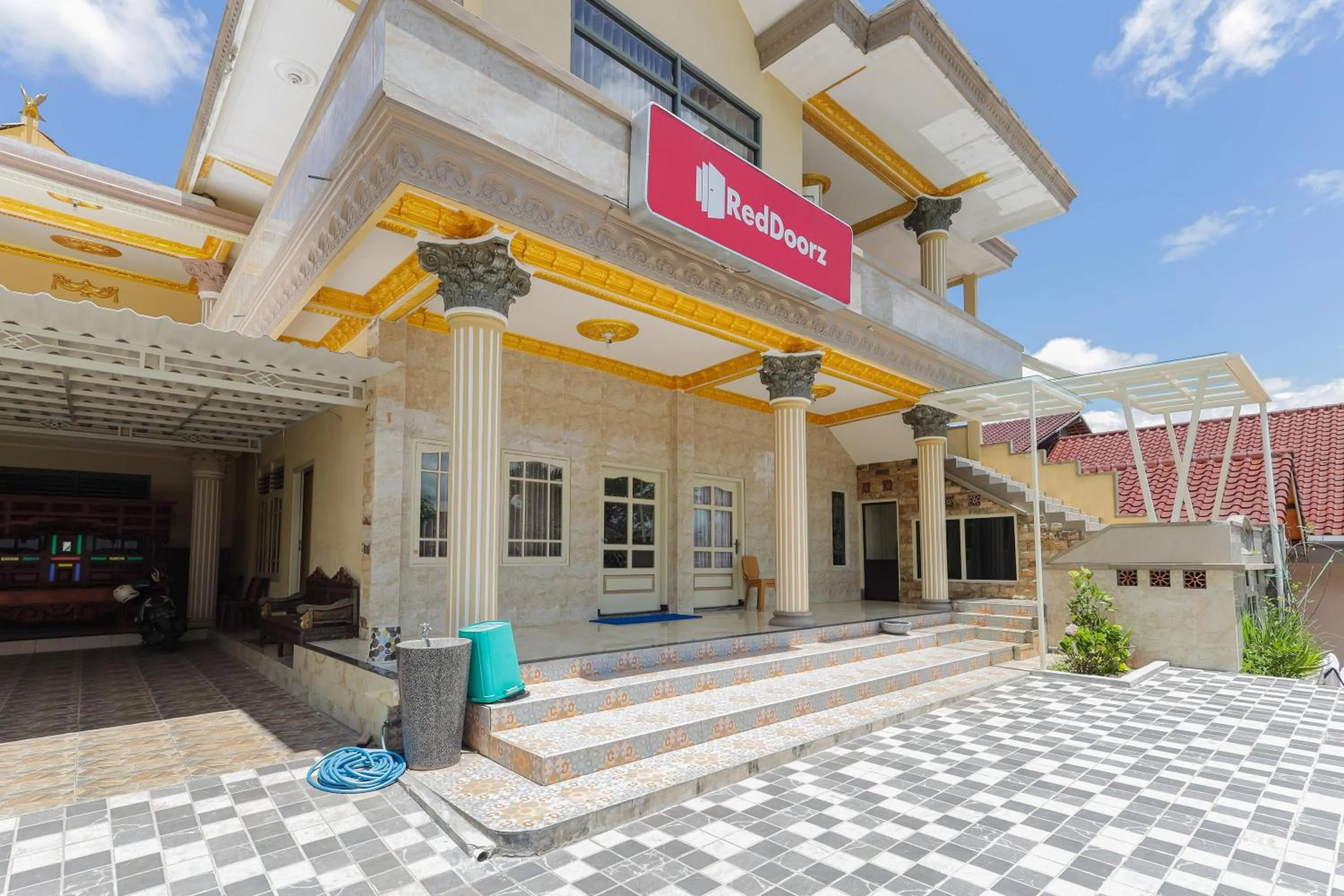 Property building in RedDoorz Plus @ Villa Bontes Batu