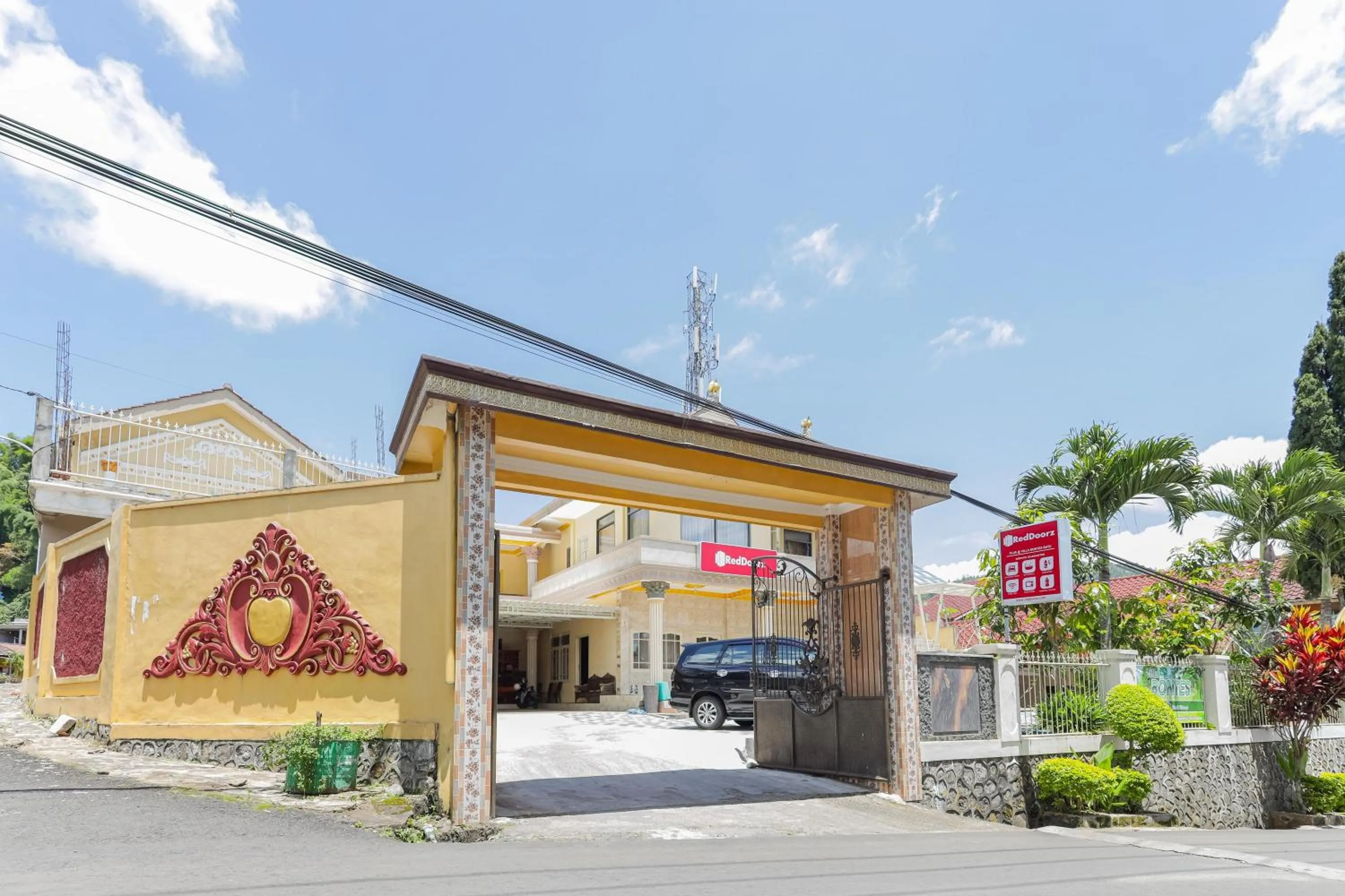 Property building in RedDoorz Plus @ Villa Bontes Batu