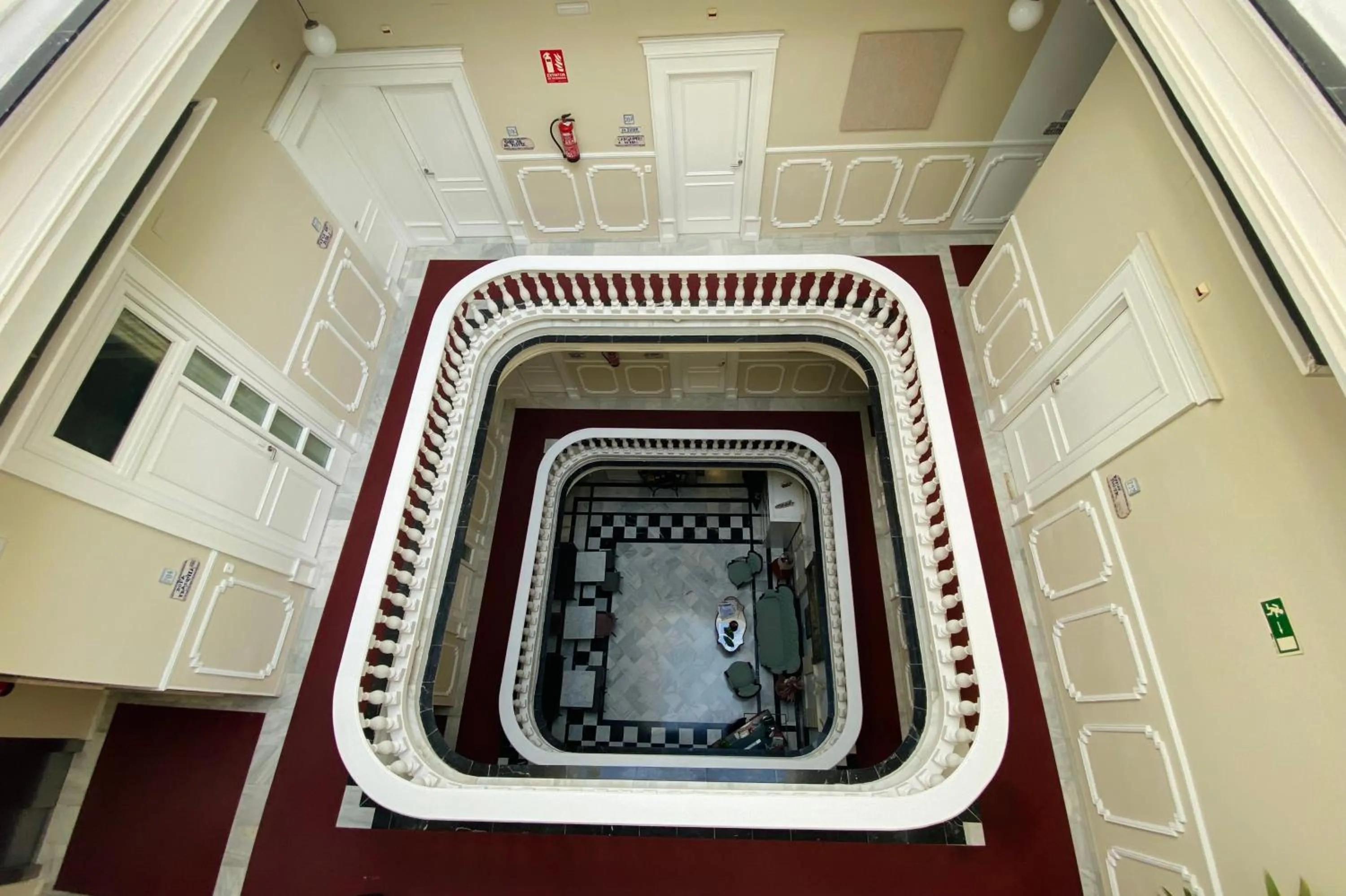 Property building in Hotel Boutique Las Cortes De Cádiz