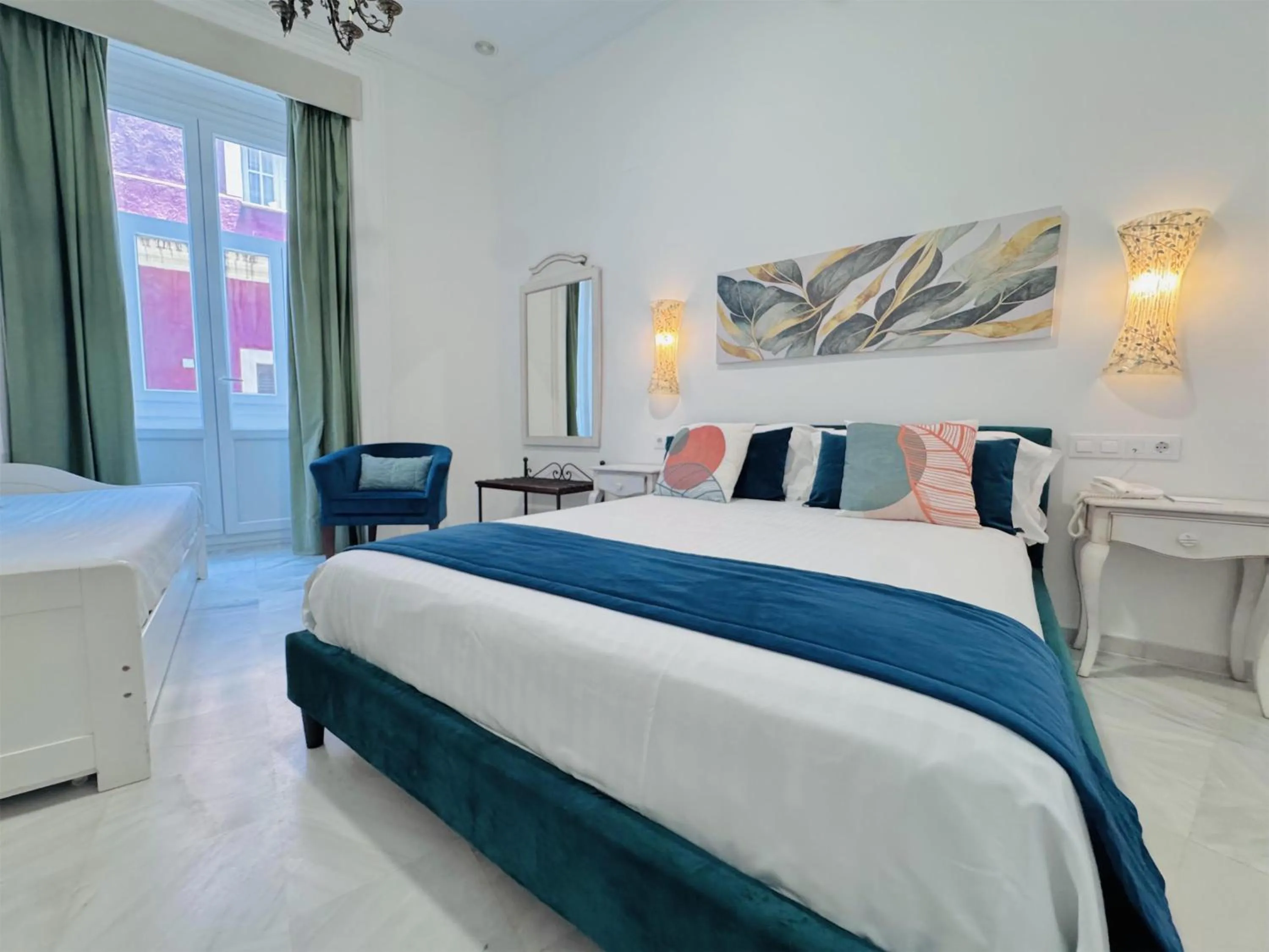 Bedroom, Bed in Hotel Boutique Las Cortes De Cádiz