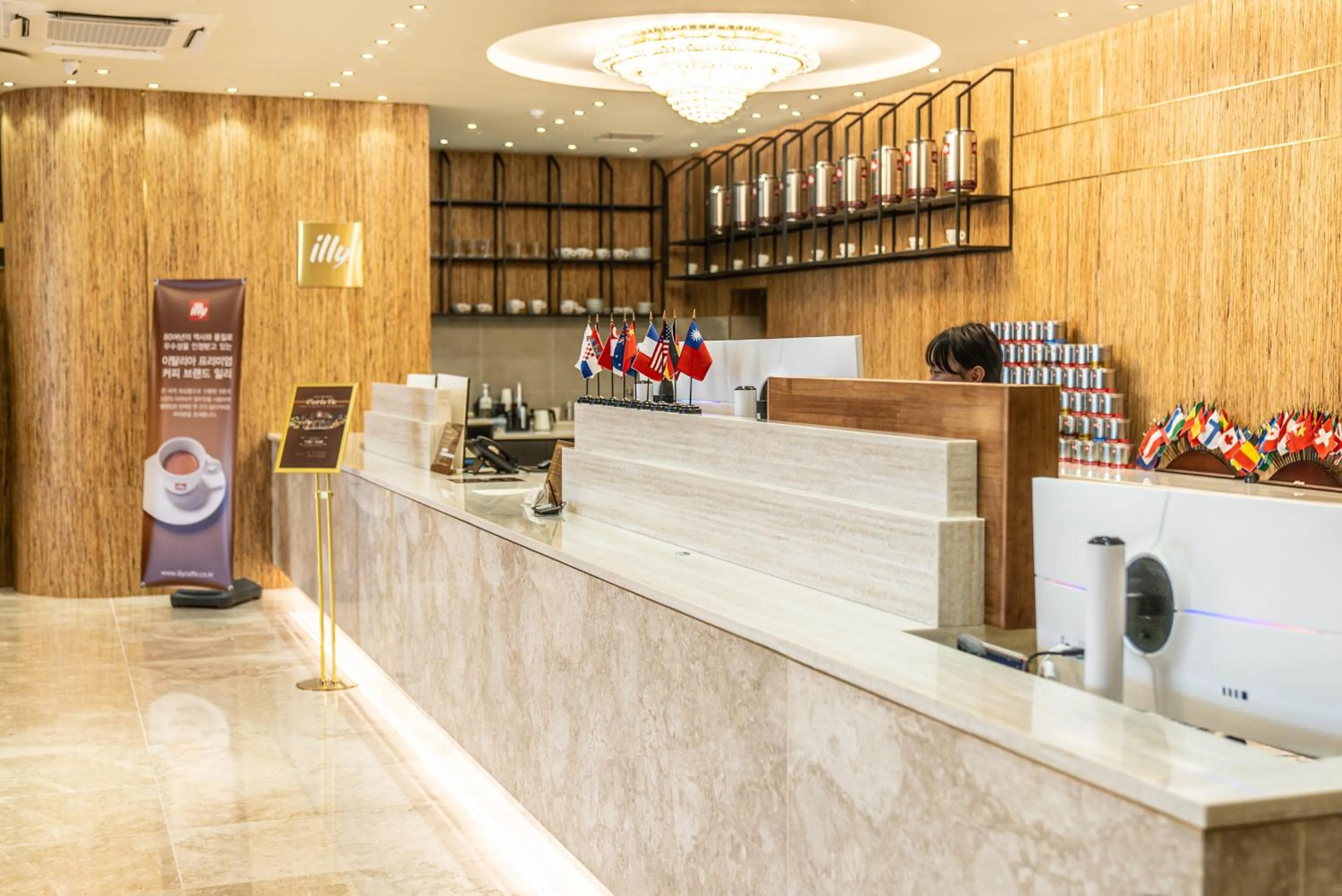 Lobby or reception in Hotel The Grang Seogwipo