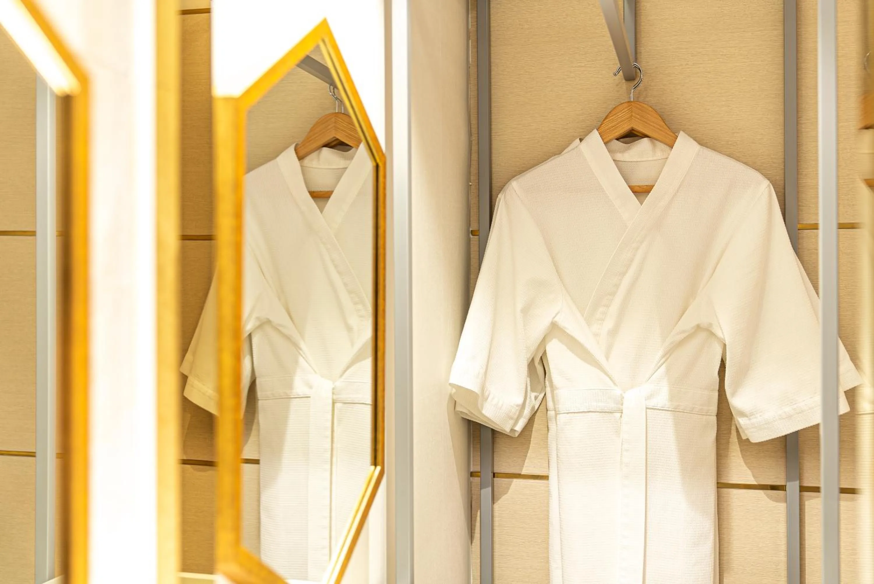 wardrobe in Hotel The Grang Seogwipo