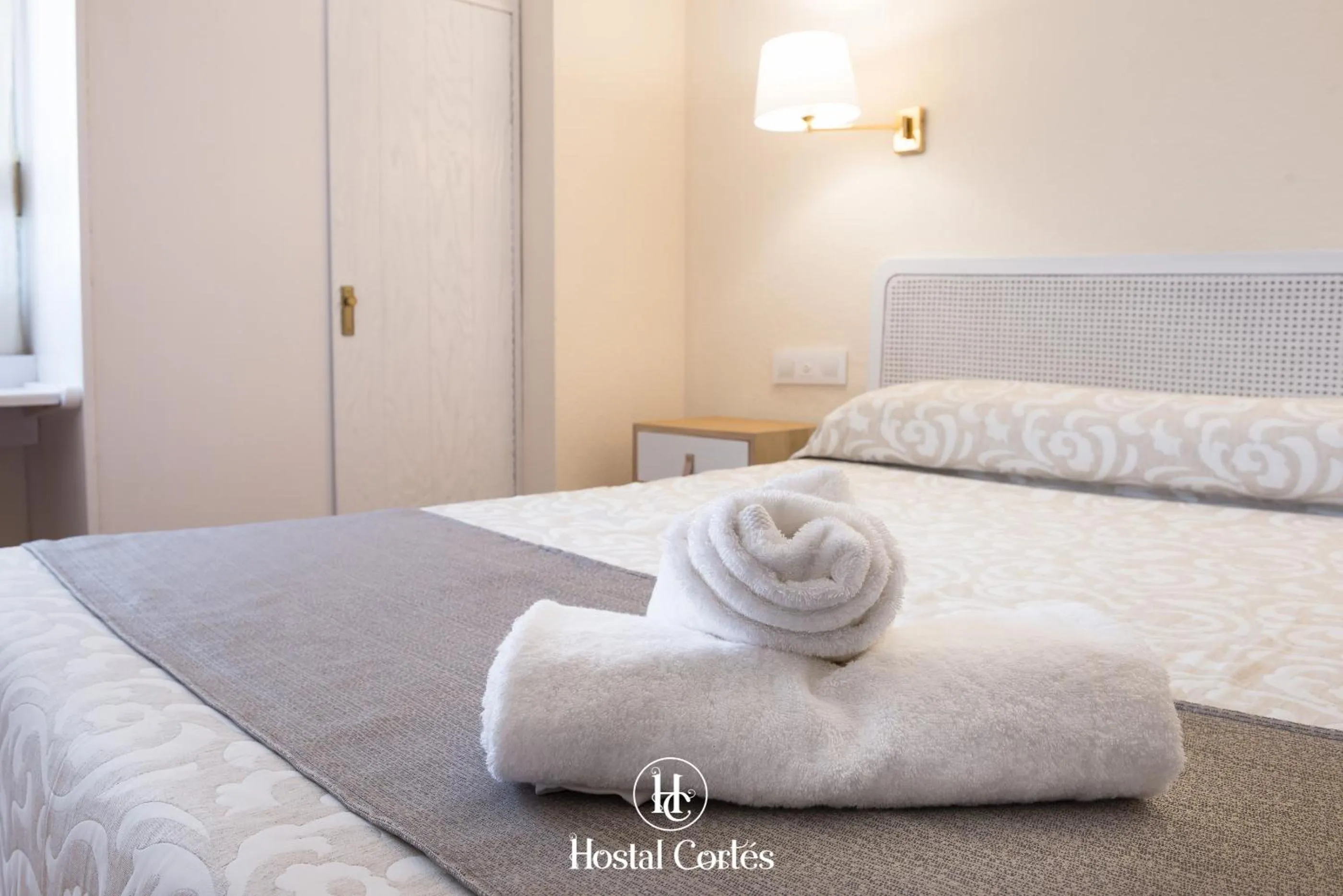 Photo of the whole room, Bed in Hostal Cortes