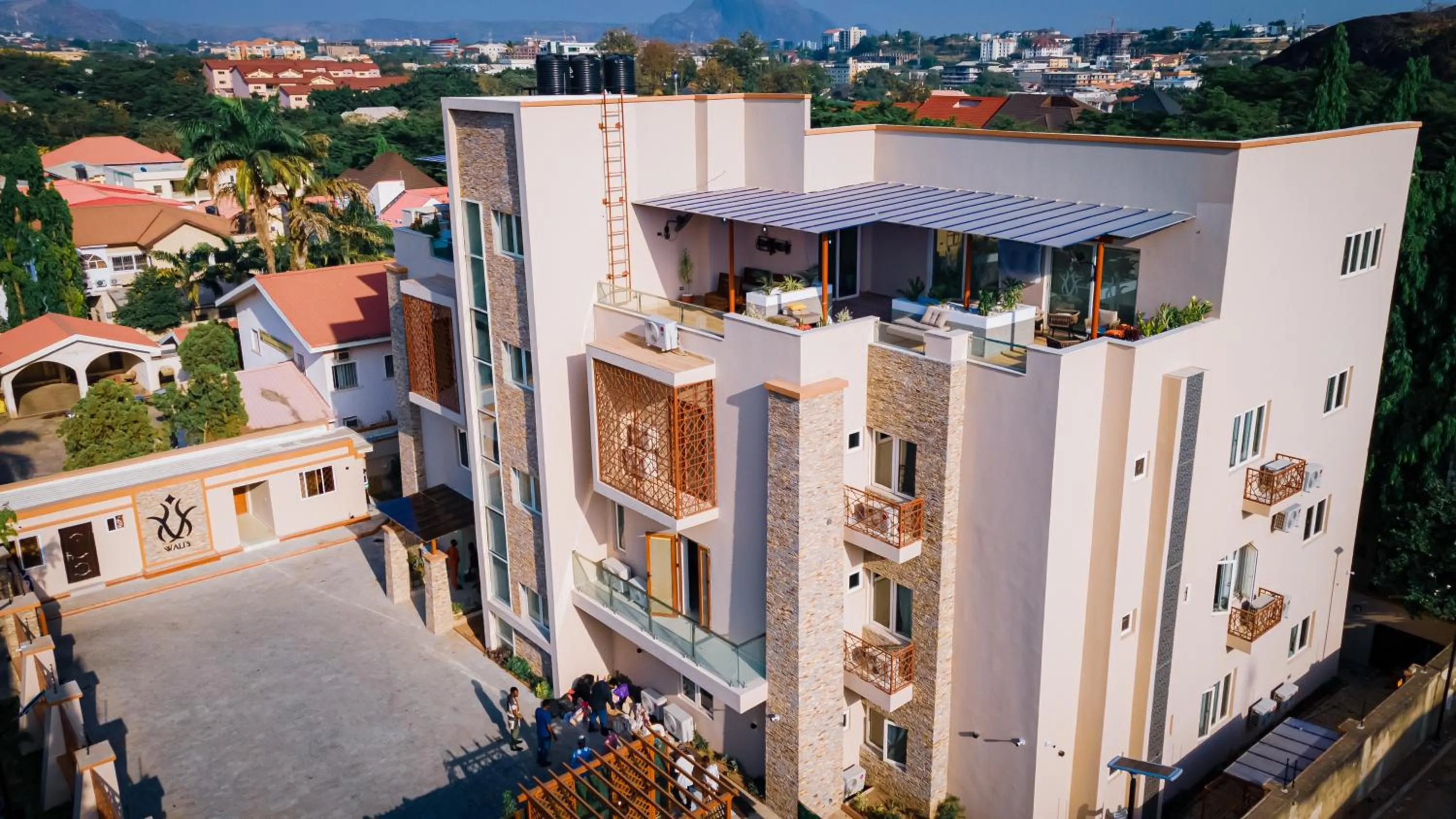 Property building in Wali's Suites