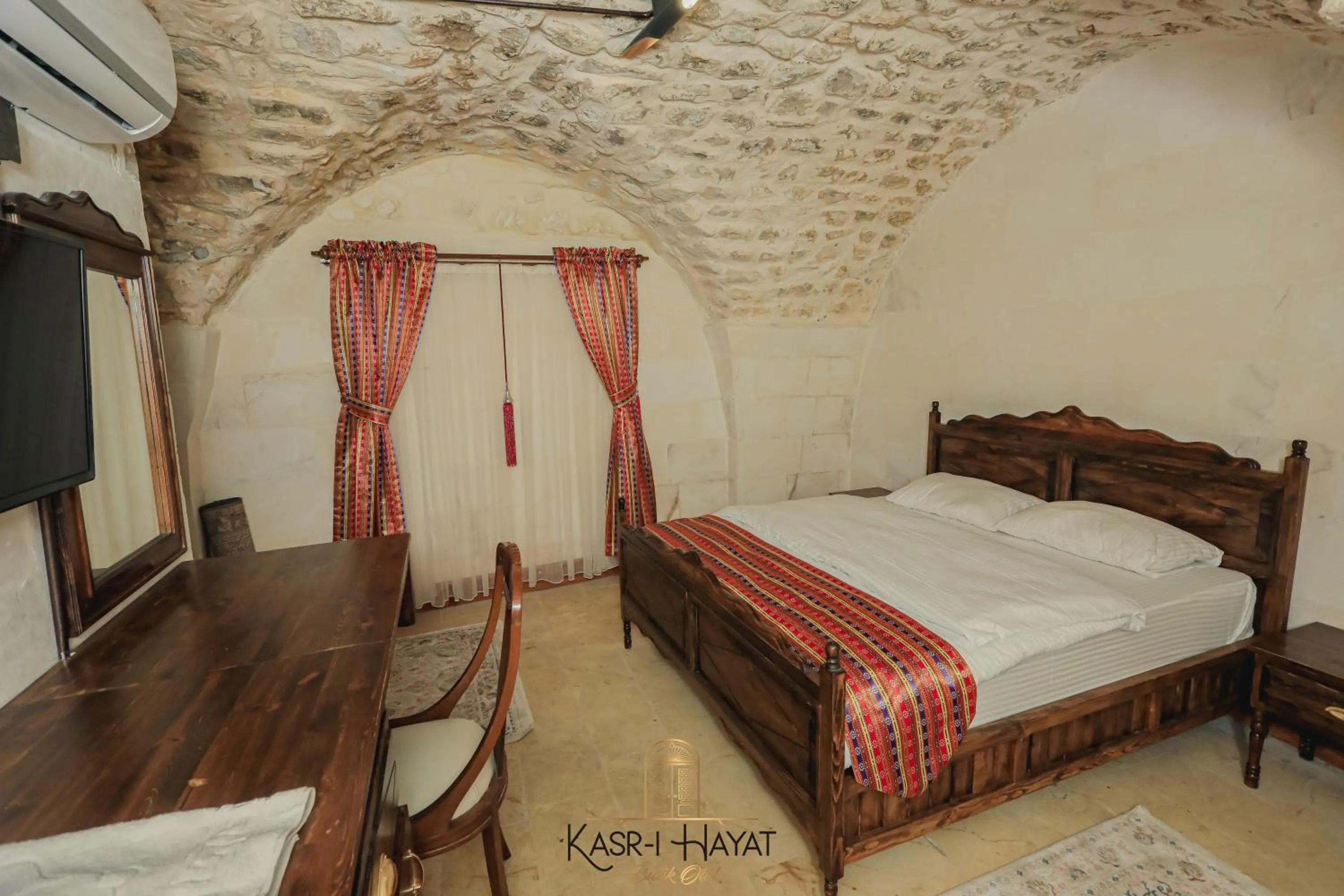 Bedroom in Kasr-ı Hayat