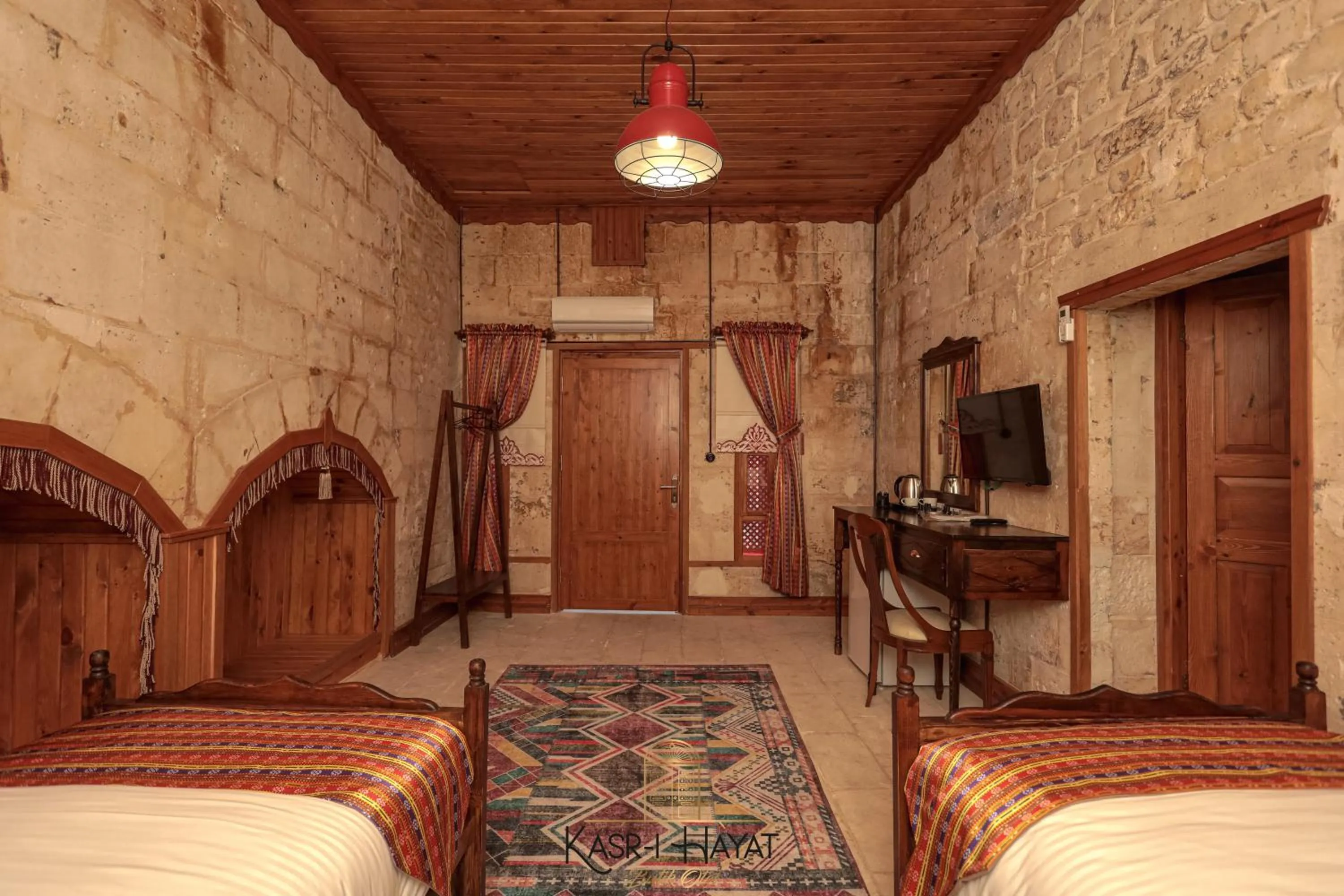 Bedroom in Kasr-ı Hayat