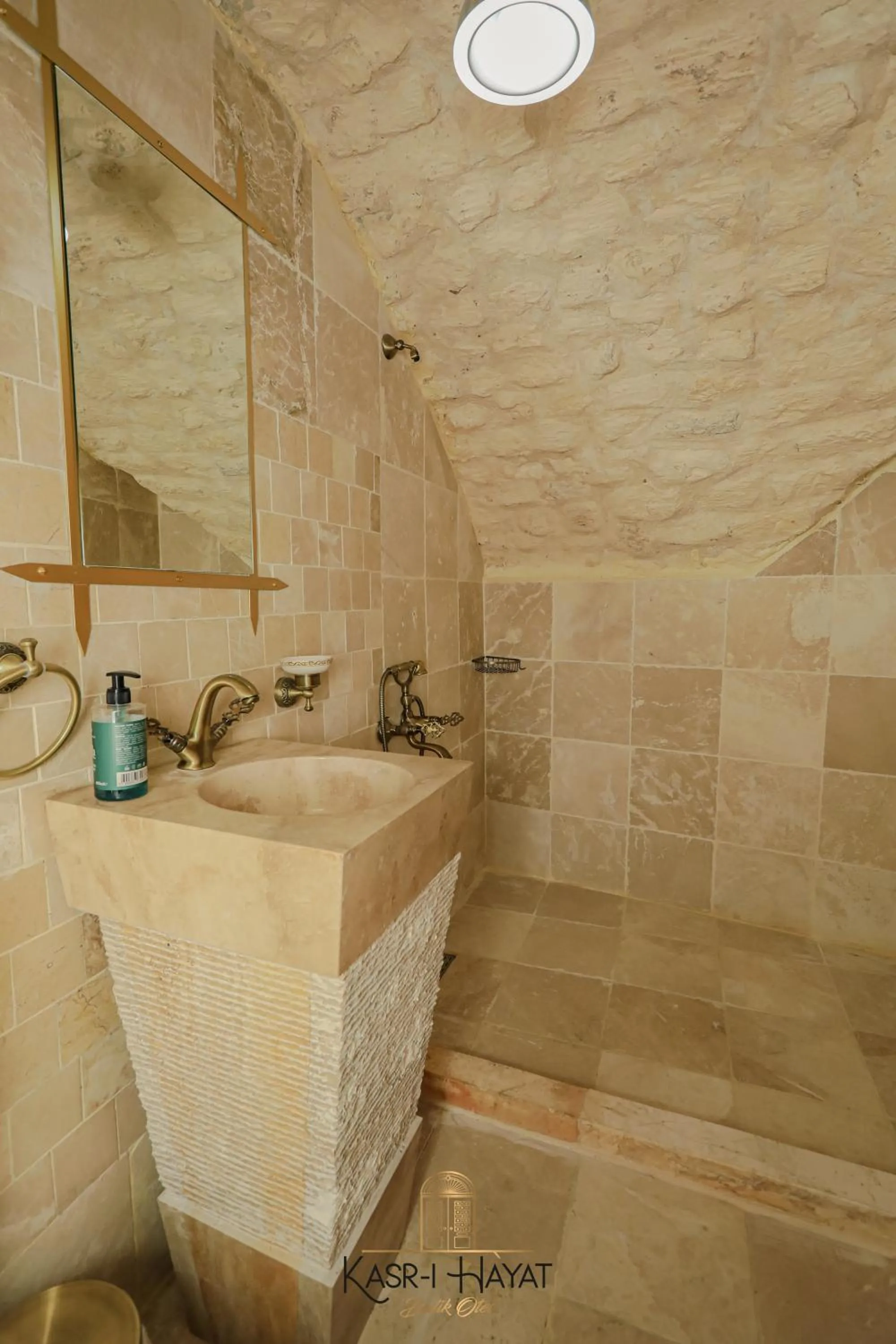 Bathroom in Kasr-ı Hayat