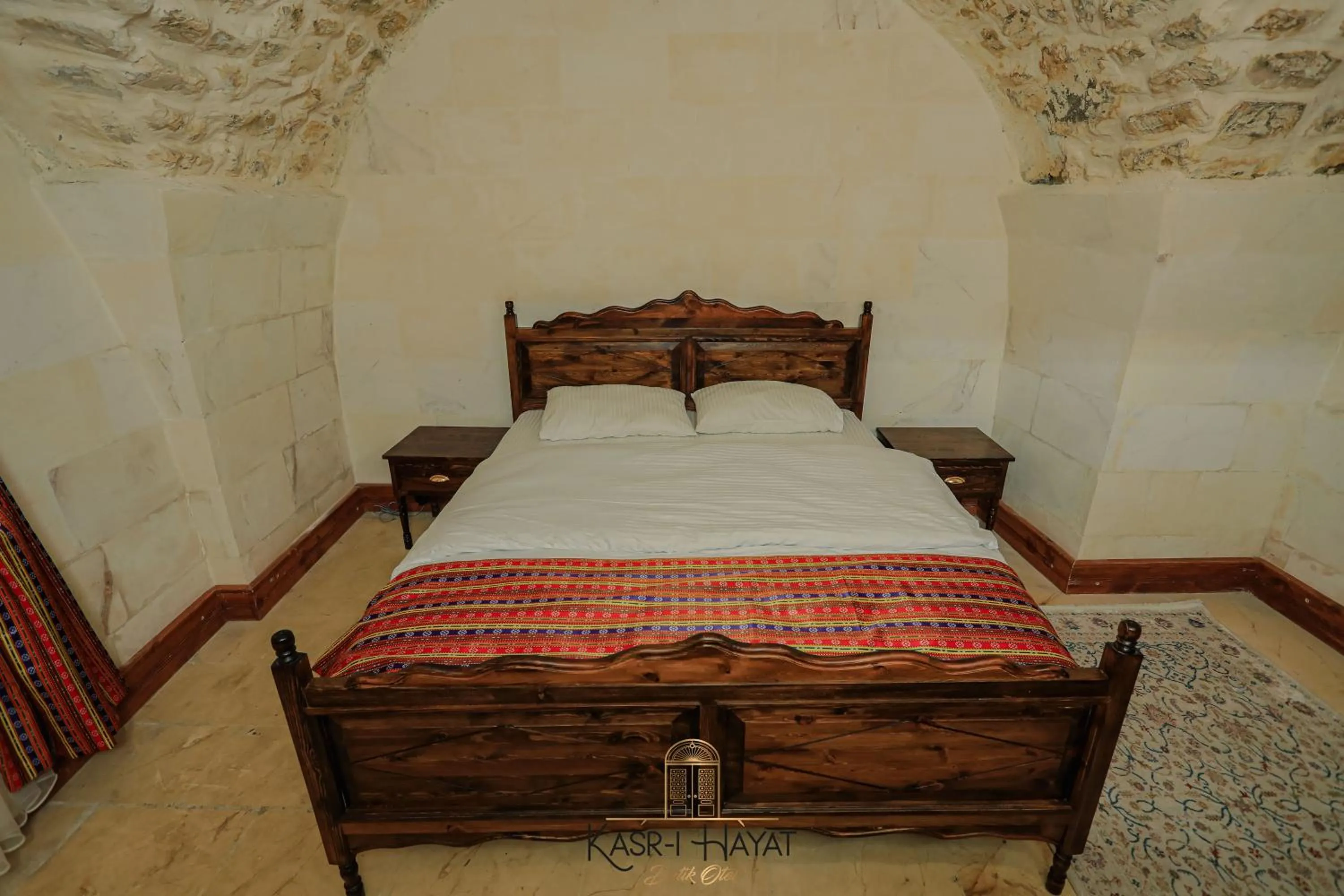Bedroom in Kasr-ı Hayat