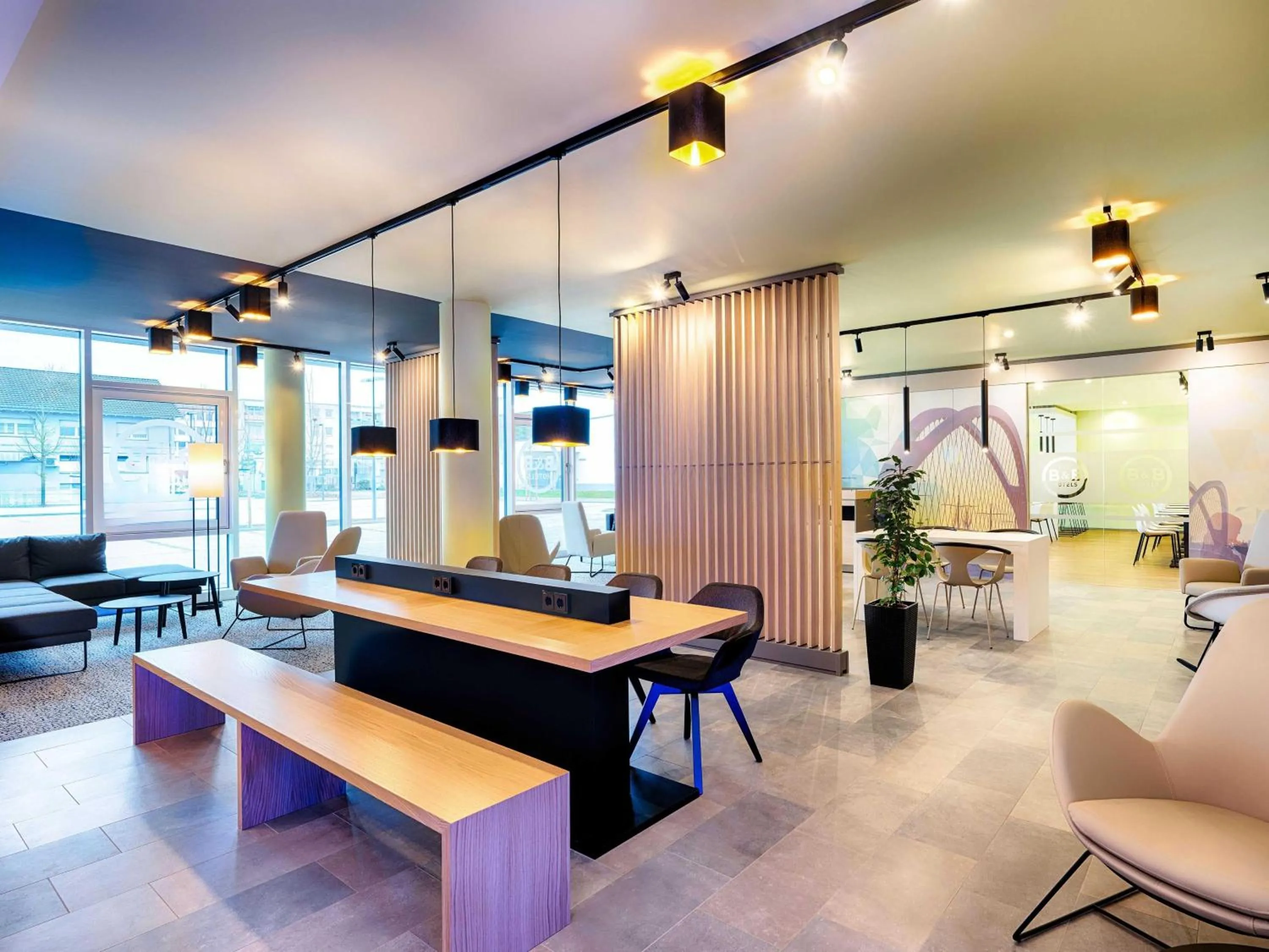 Lobby or reception in B&B Hotel Kehl