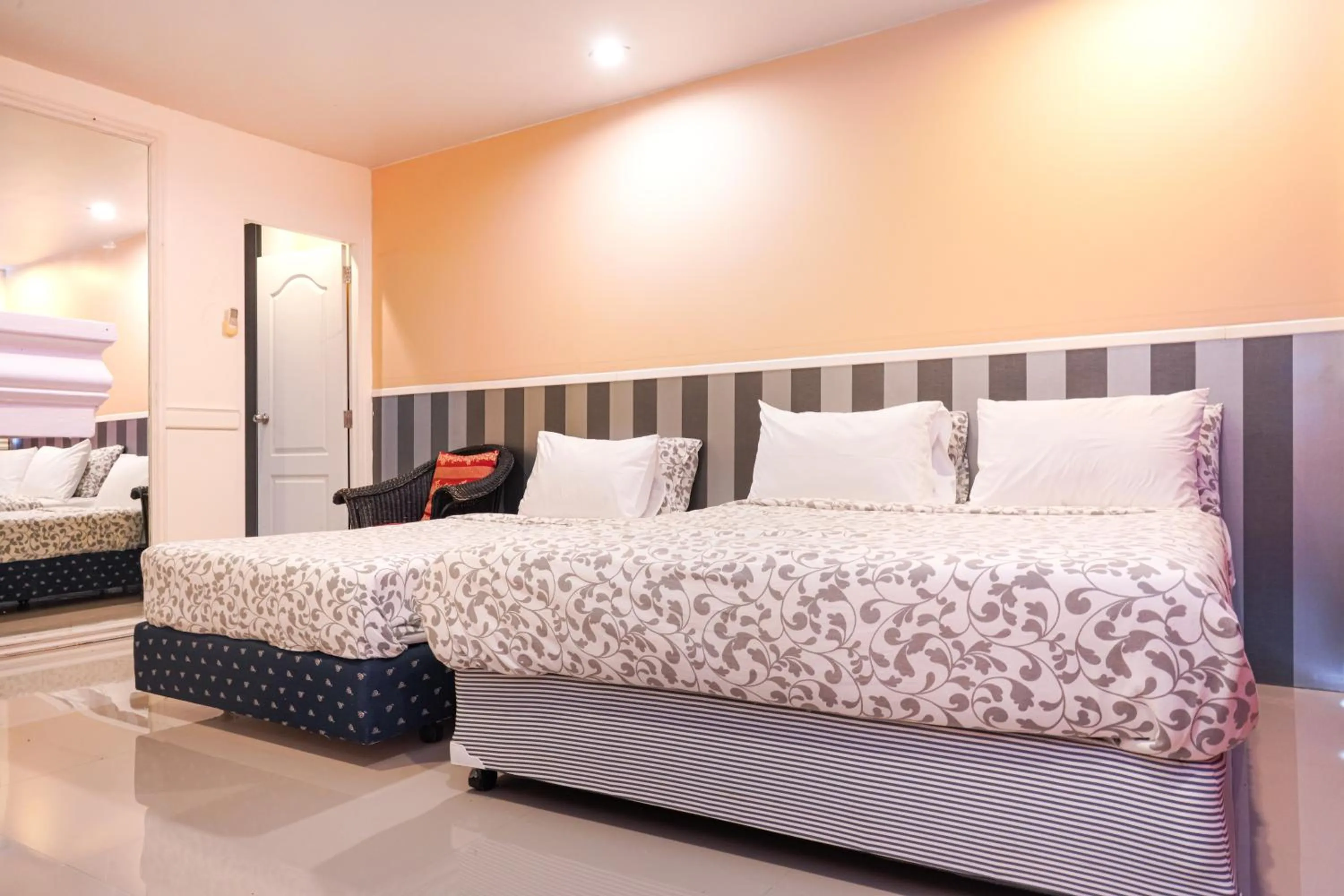 Bed in Guesthouse Phuket Airport