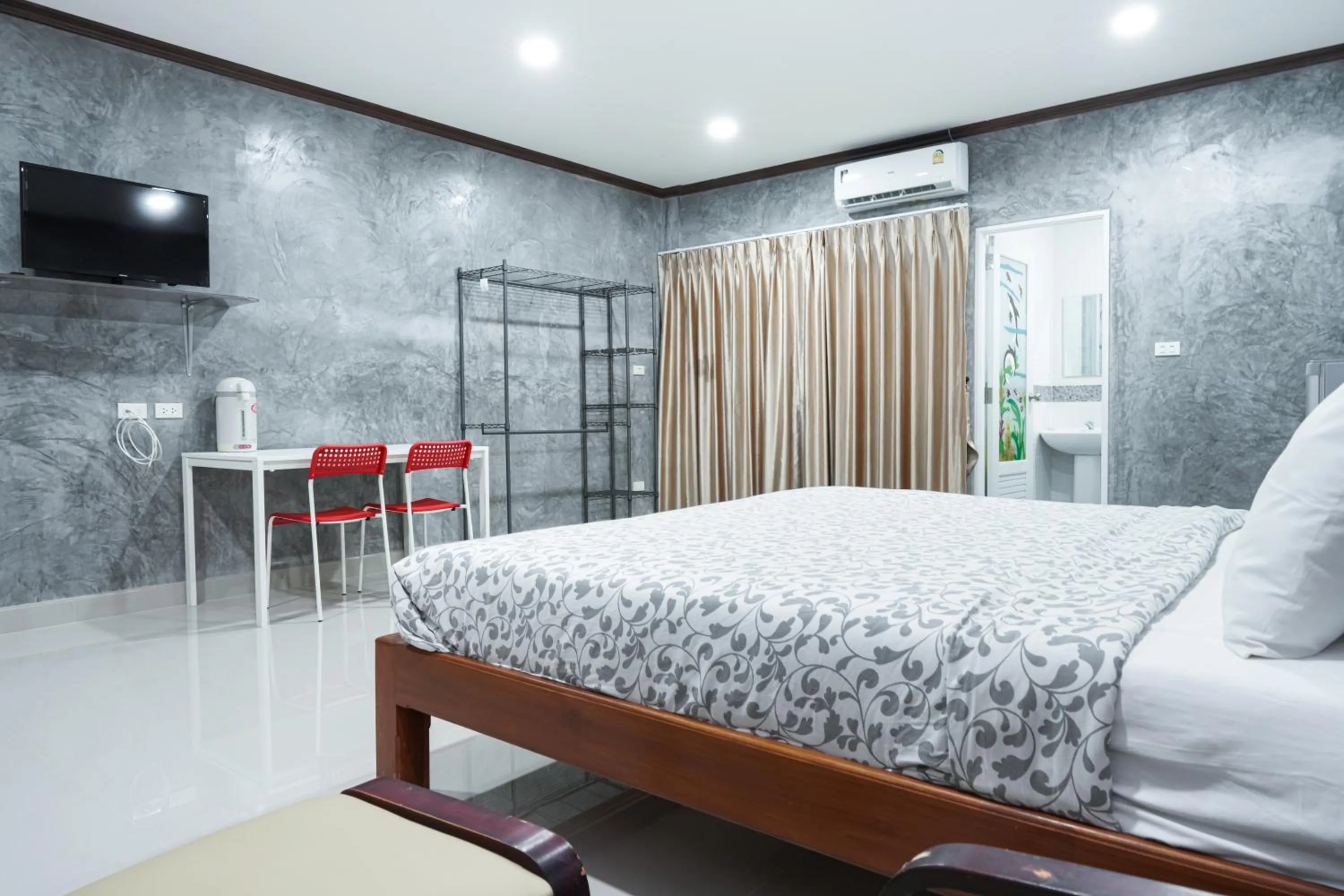 Bed in Guesthouse Phuket Airport