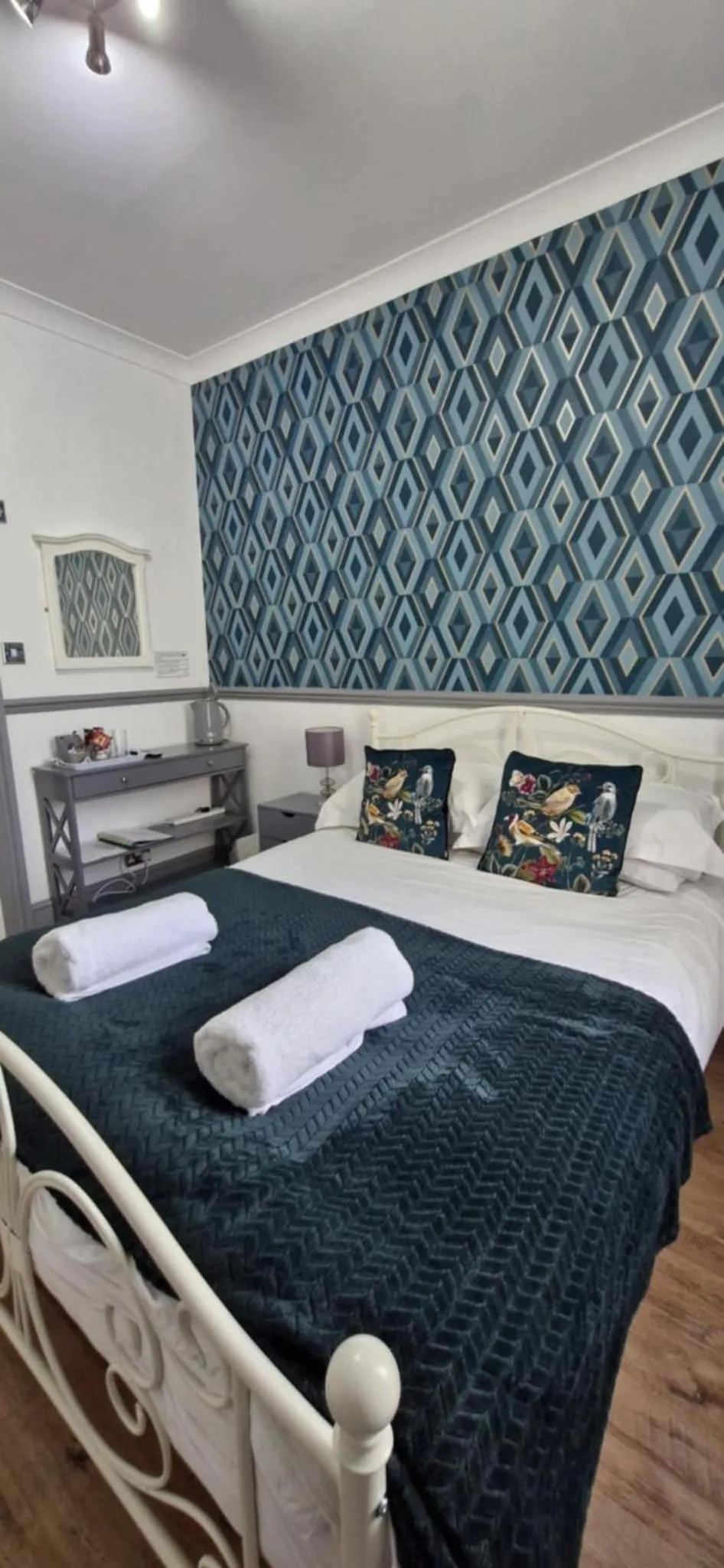 Bedroom, Bed in LilyRose Hotel