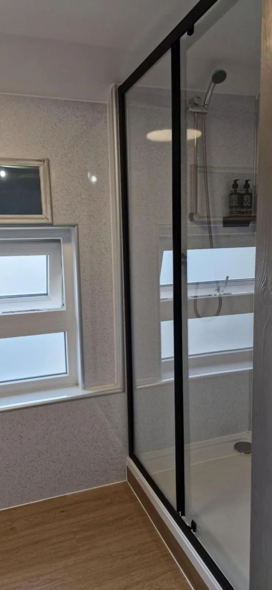 Shower in LilyRose Hotel