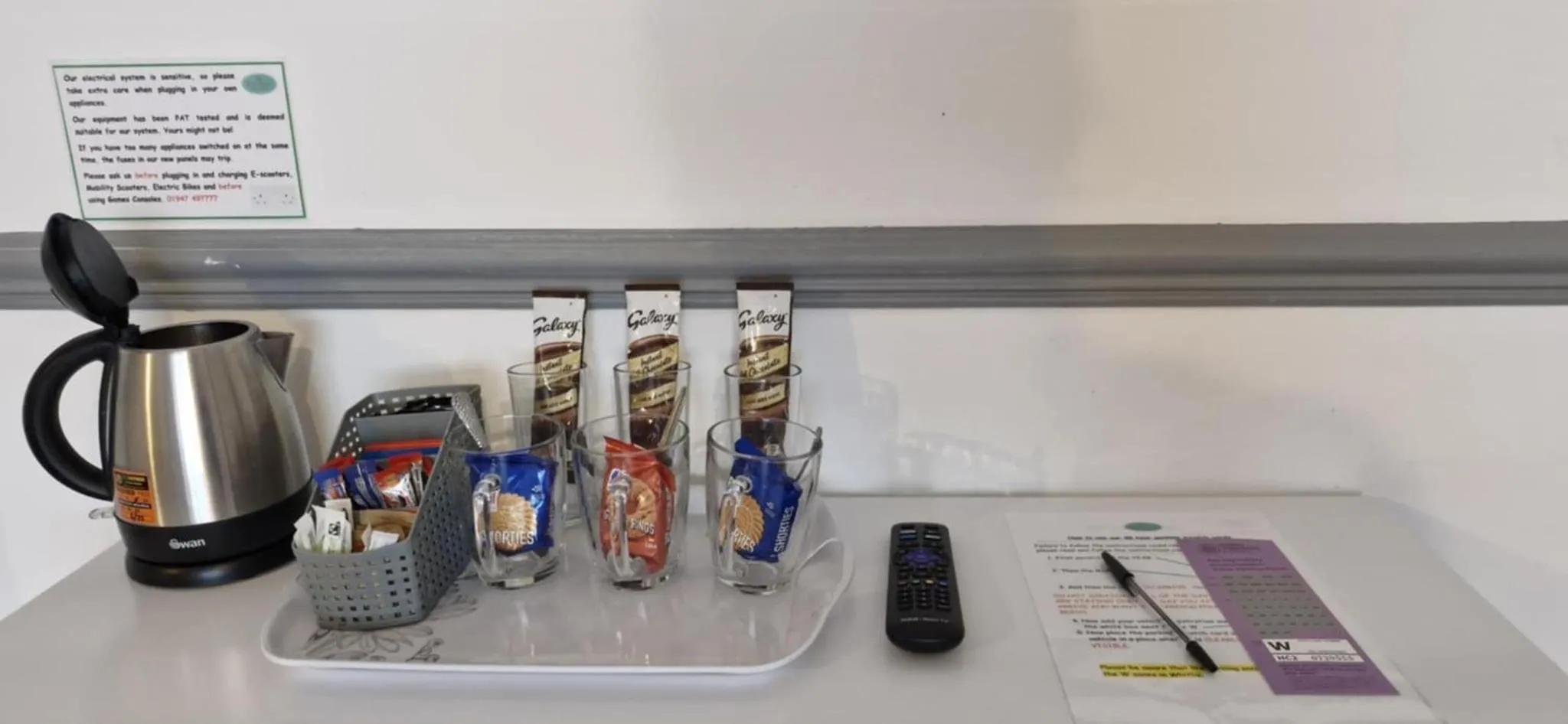 Coffee/tea facilities in LilyRose Hotel