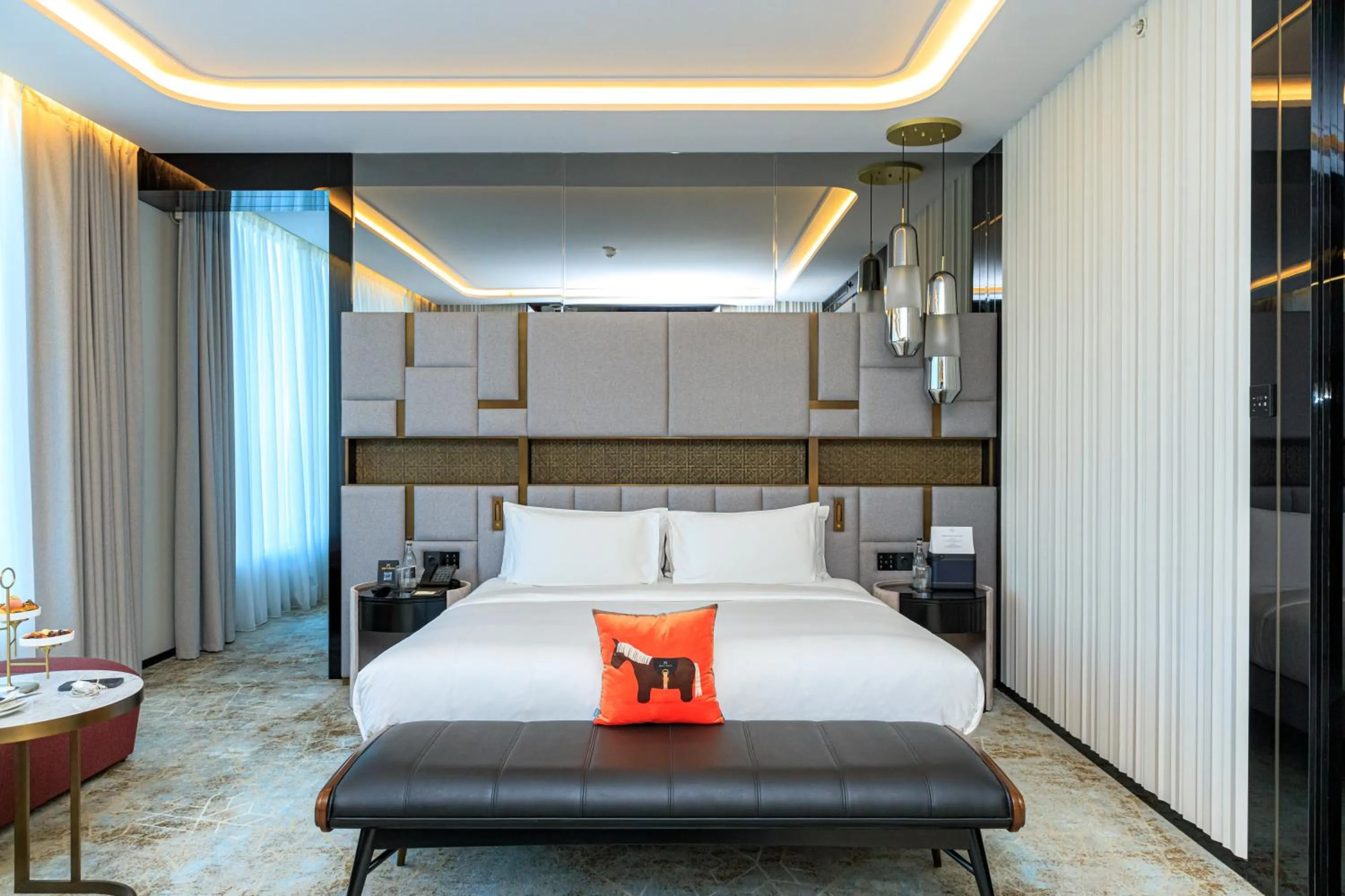 Living room, Bed in Seven Visions Resort and Places, the Dvin