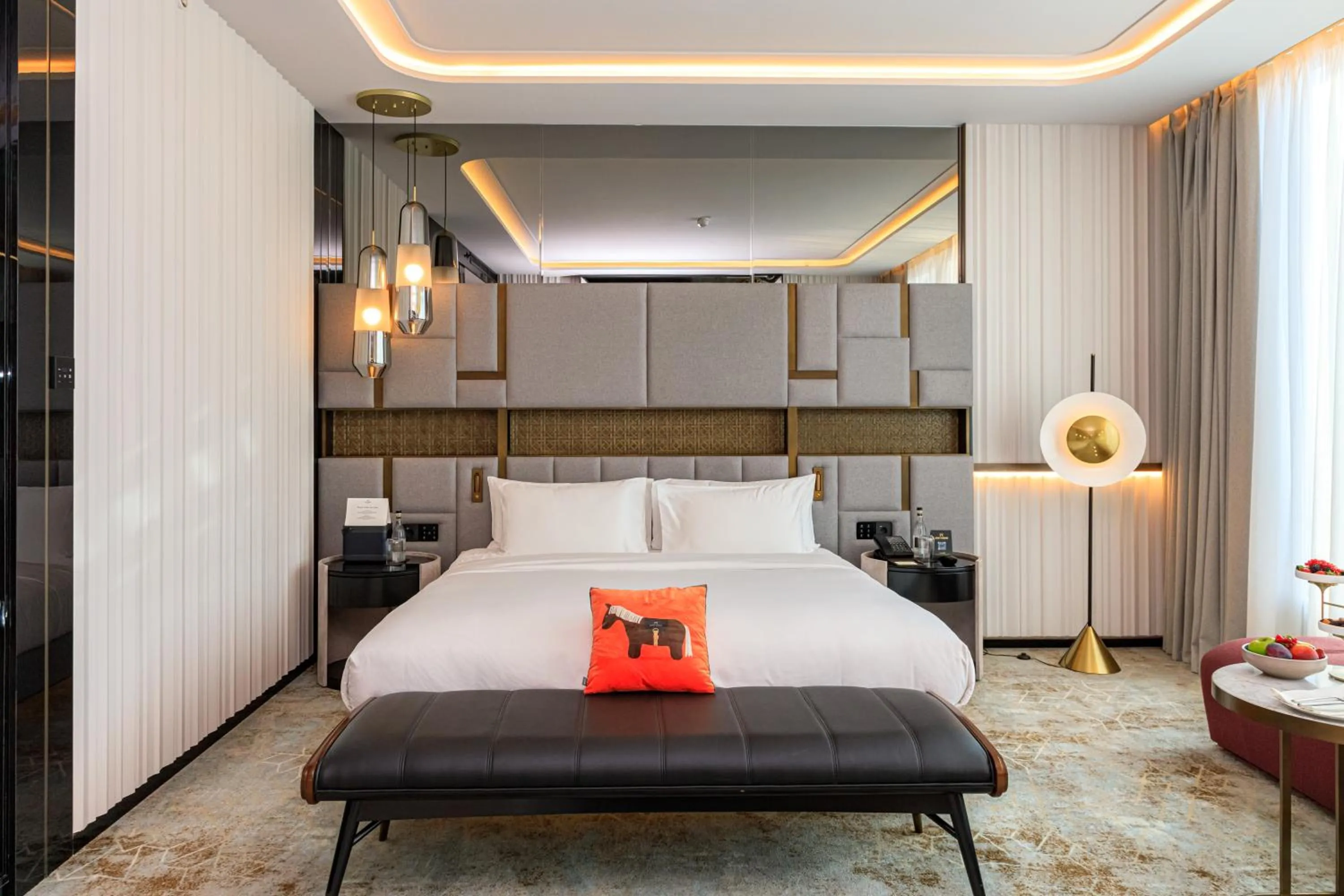 Bed in Seven Visions Resort and Places, the Dvin