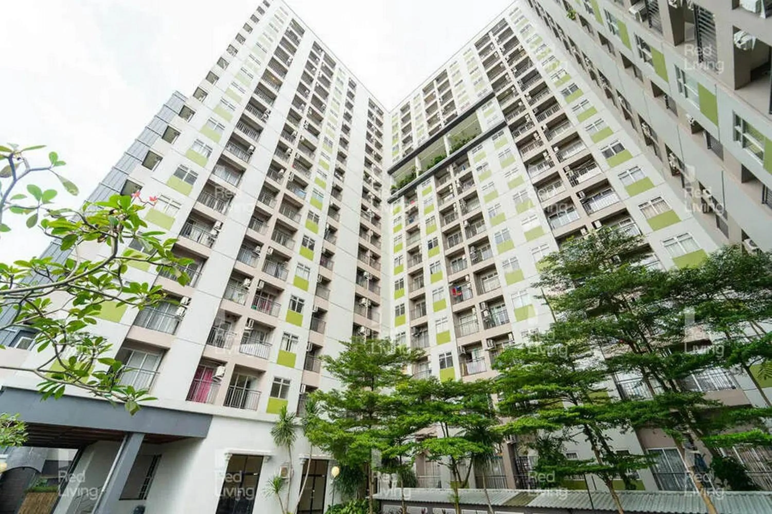Property building in RedLiving Apartemen Serpong Green View - Celebrity Room Tower B