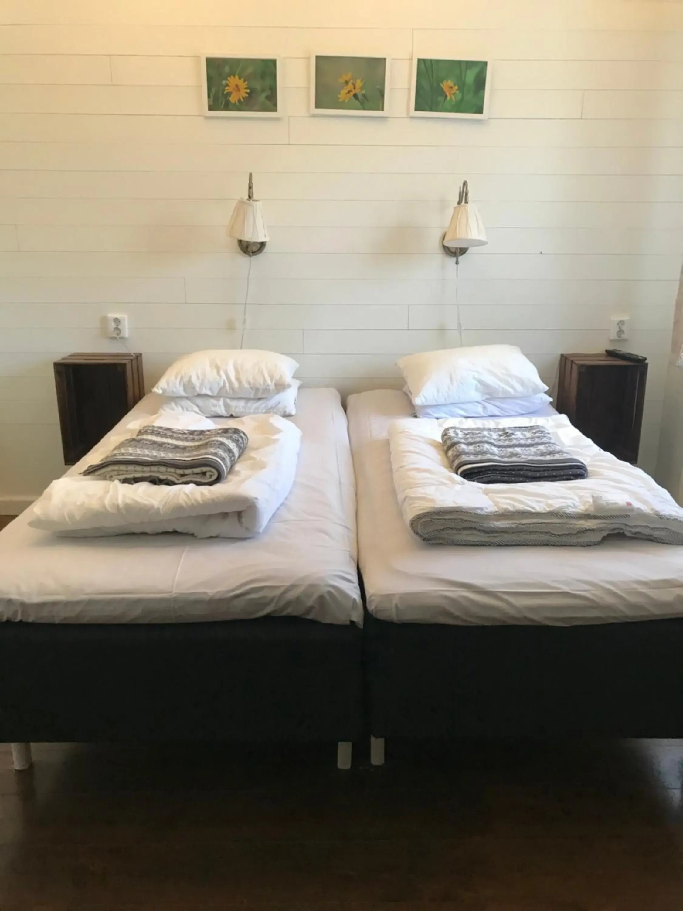 Double Room with Private Bathroom in Karaby Gård, Country Living Double Room with Private Bathroom in Karaby Gård, Country Living