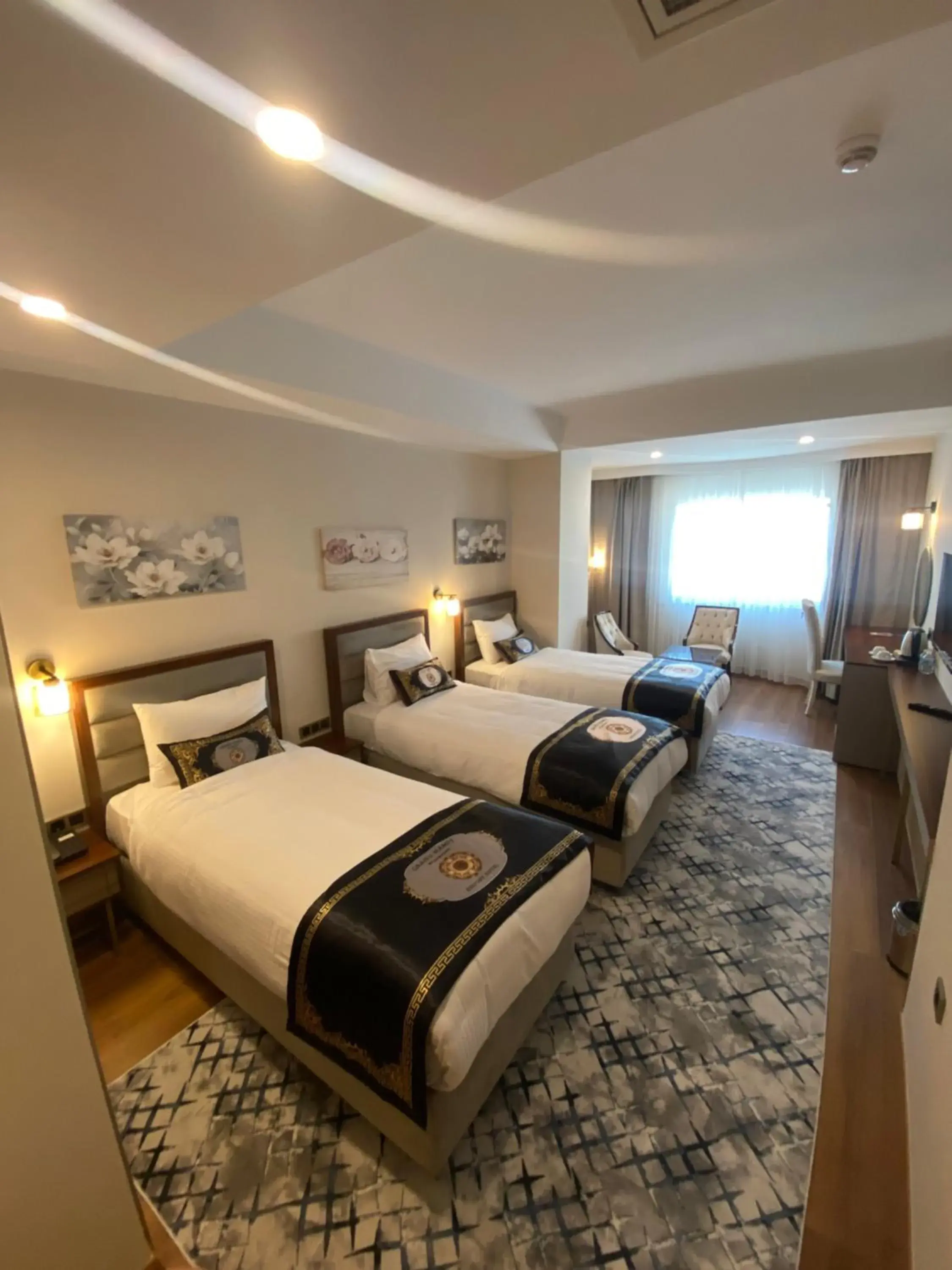 Superior Triple Room in GRAND HAMİT By Karadayı Airport Hotel Superior Triple Room in GRAND HAMİT By Karadayı Airport Hotel