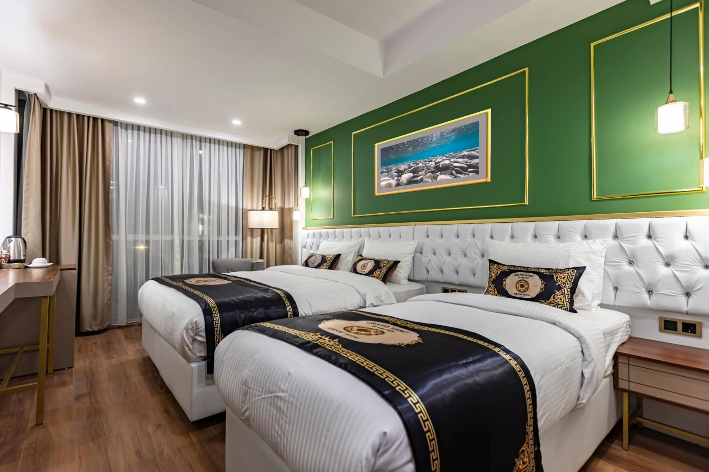 Photo of the whole room, Bed in GRAND HAMİT By Karadayı Airport Hotel